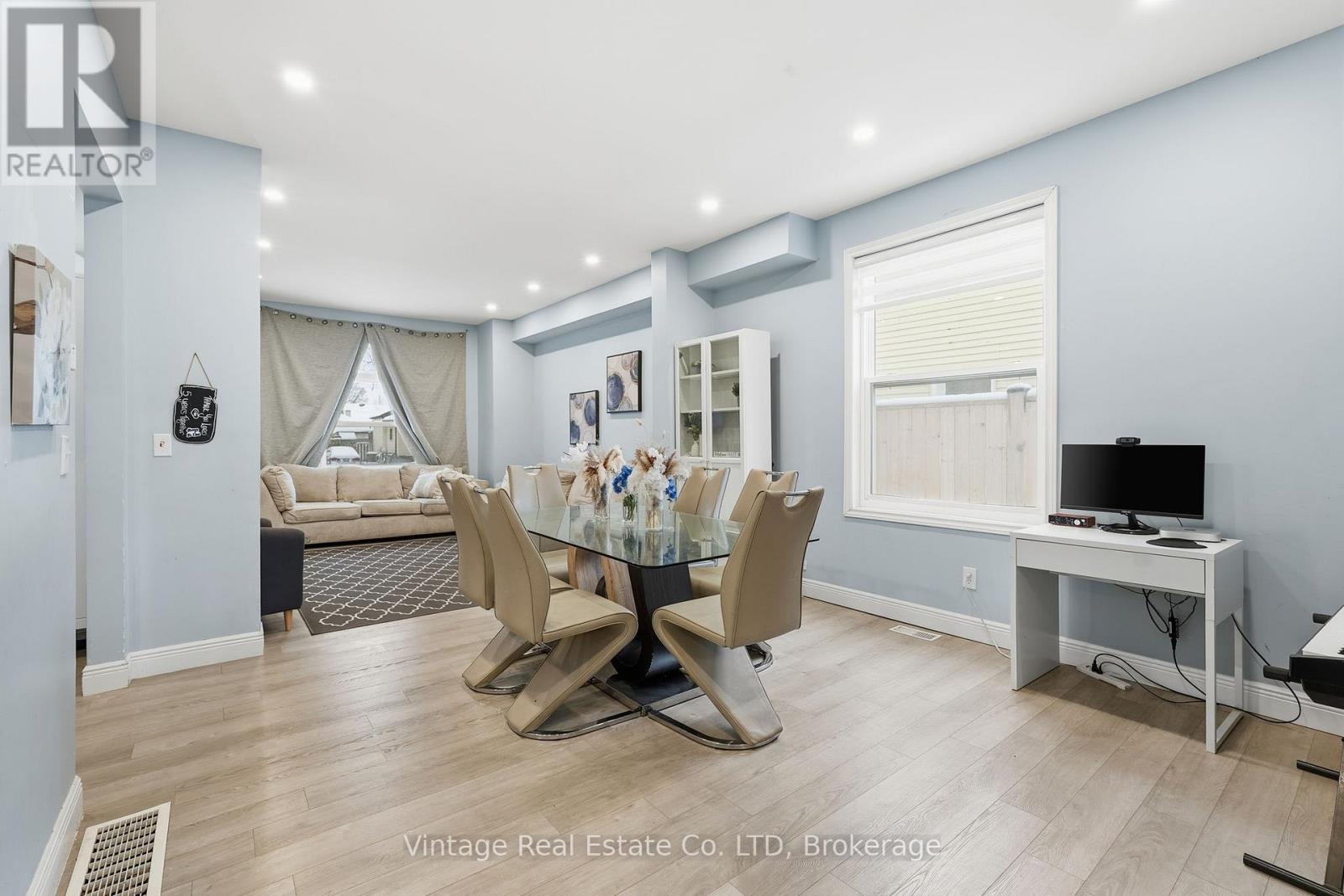 108 Eagle Avenue, Brantford, Ontario  N3S 1Z5 - Photo 7 - X12636126