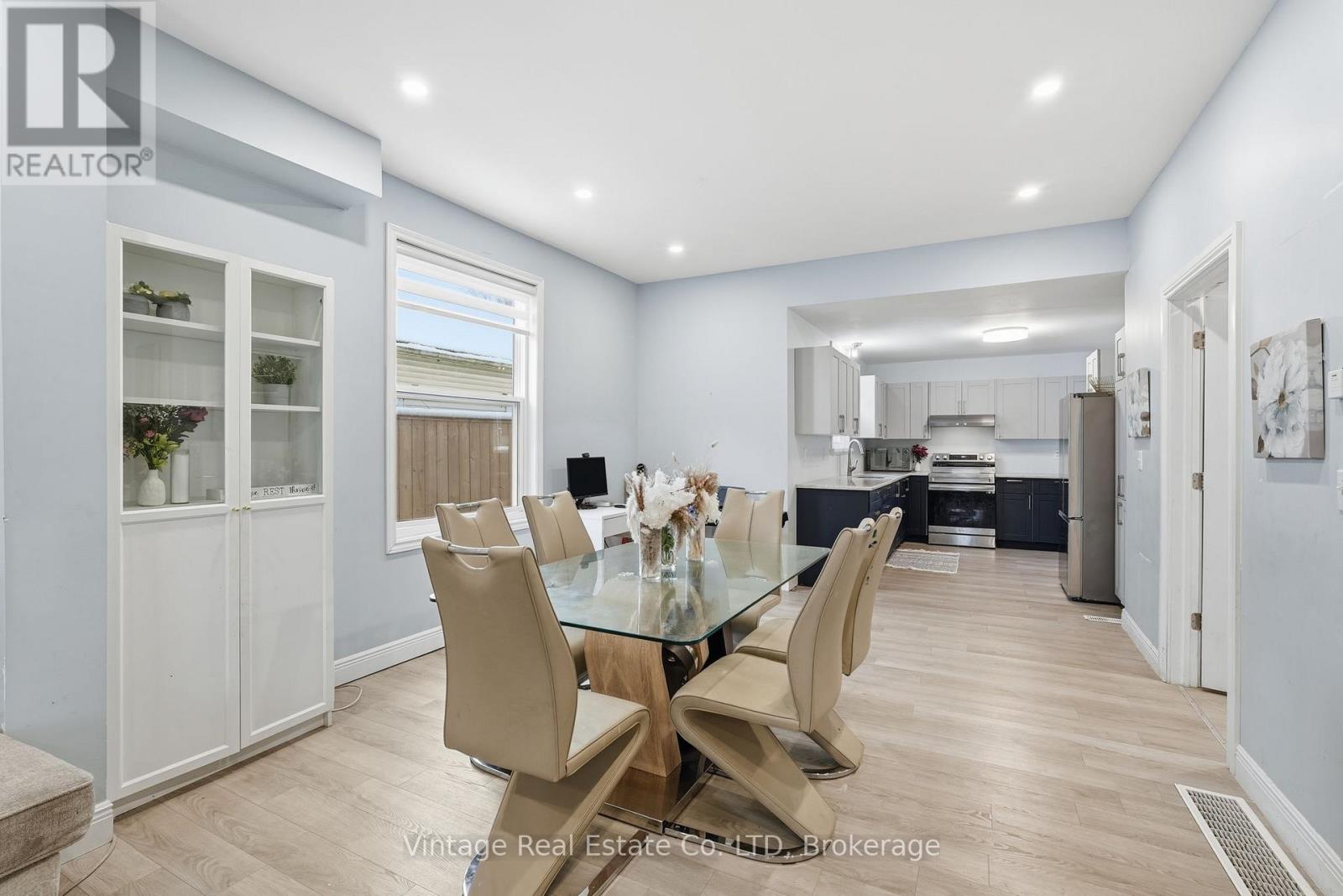 108 Eagle Avenue, Brantford, Ontario  N3S 1Z5 - Photo 9 - X12636126