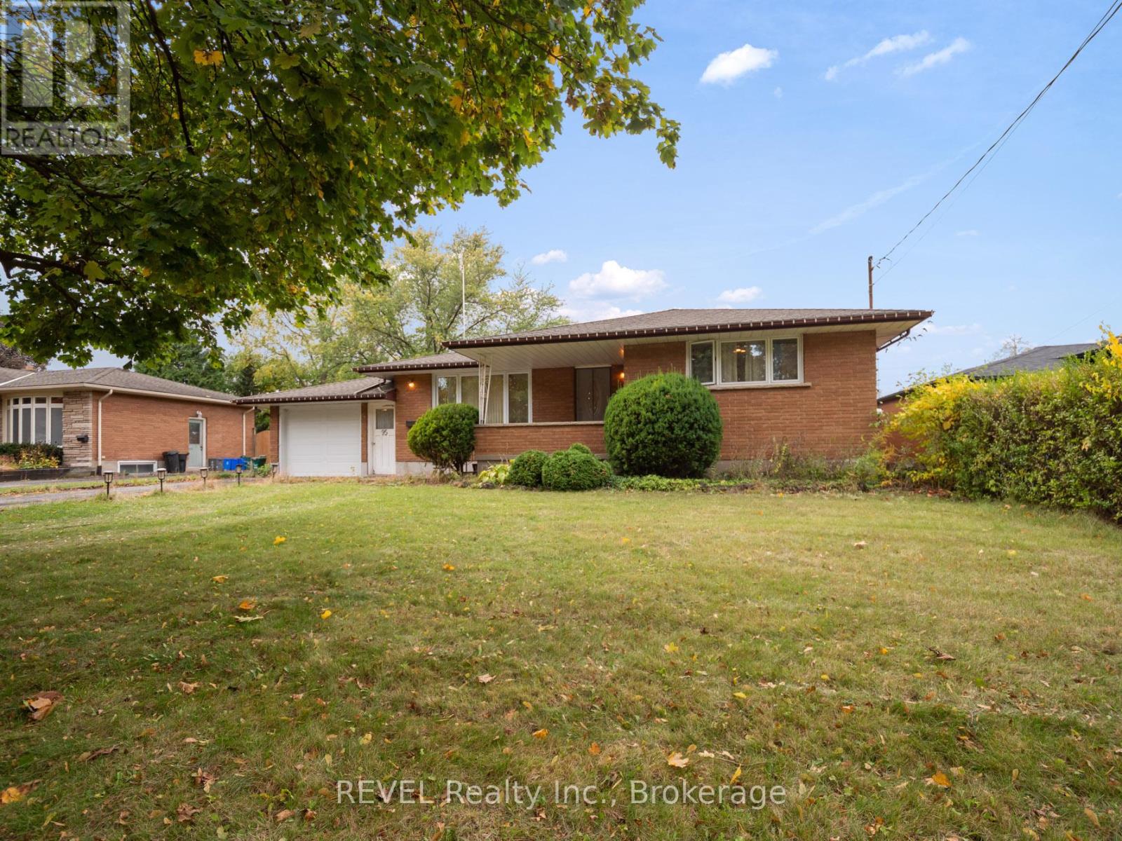 95 Windward Street, St. Catharines, Ontario  L2M 4C4 - Photo 3 - X12637264