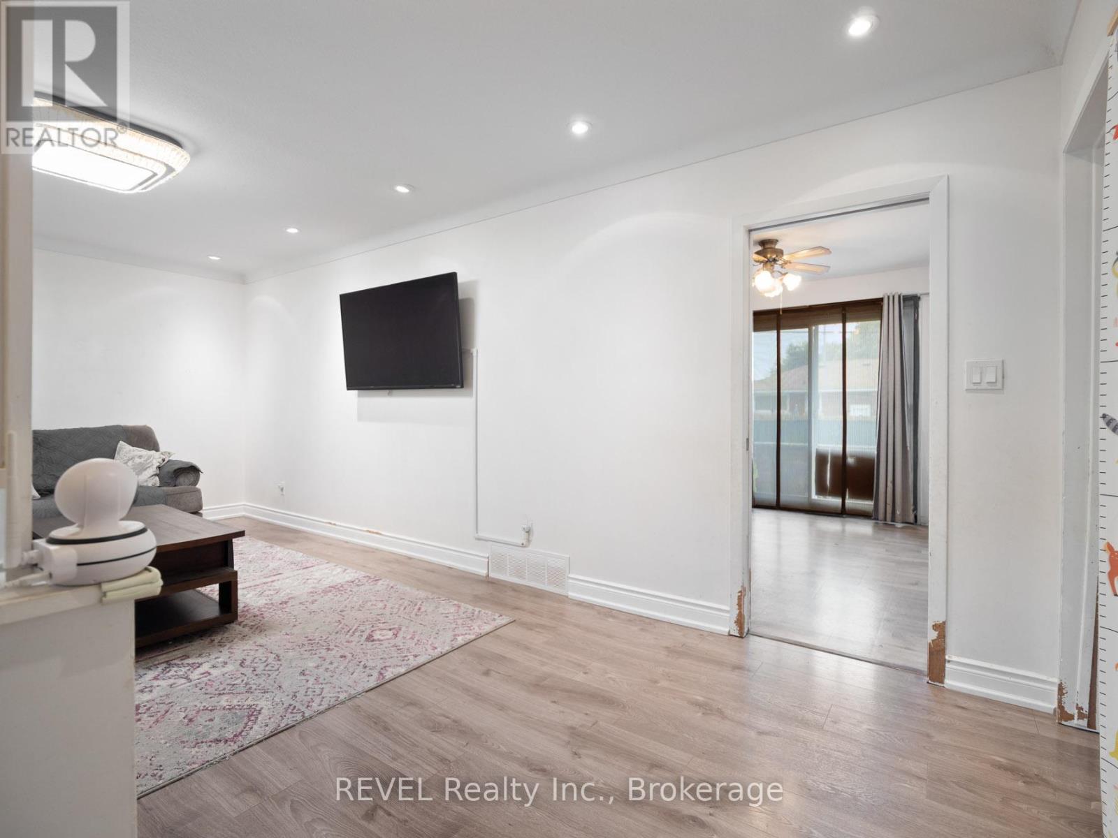 95 Windward Street, St. Catharines, Ontario  L2M 4C4 - Photo 8 - X12637264