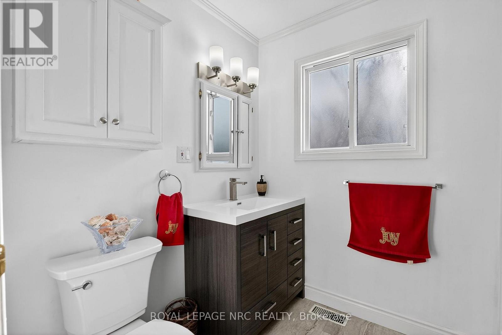 3205 Poplar Avenue, Fort Erie, Ontario  L0S 1N0 - Photo 25 - X12638342