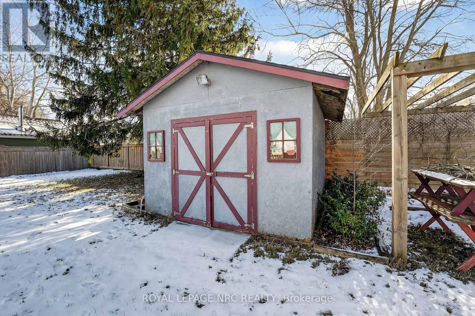 3205 Poplar Avenue, Fort Erie, Ontario  L0S 1N0 - Photo 37 - X12638342