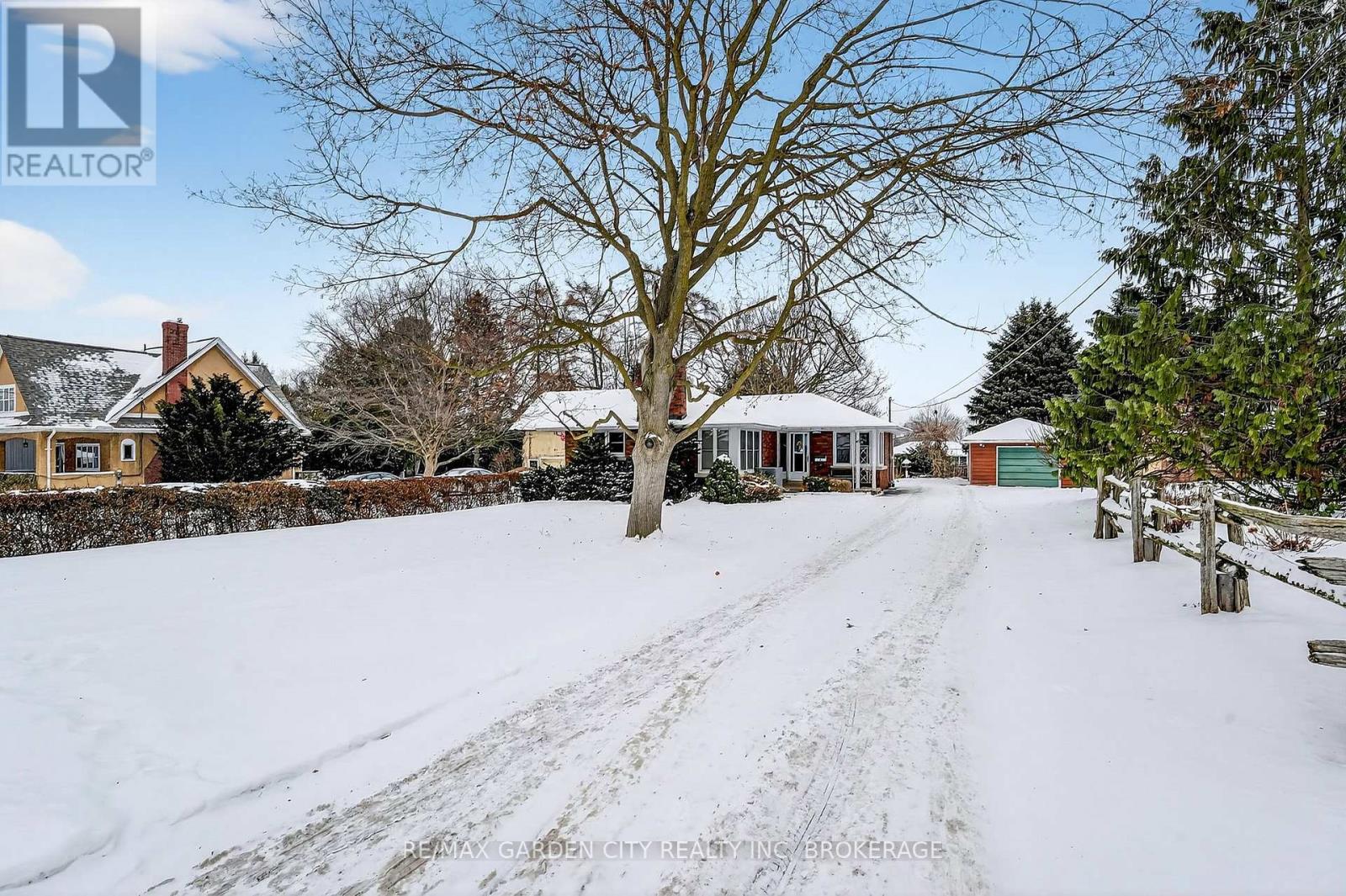 13 Chestnut Street, Pelham, Ontario  L0S 1E3 - Photo 4 - X12638834