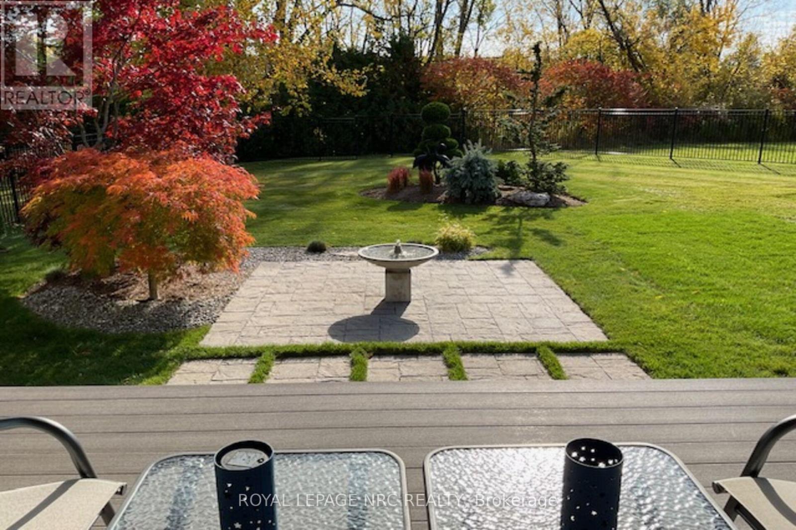 17 Stoneridge Crescent, Niagara-On-The-Lake, Ontario  L0S 1J1 - Photo 34 - X12638870