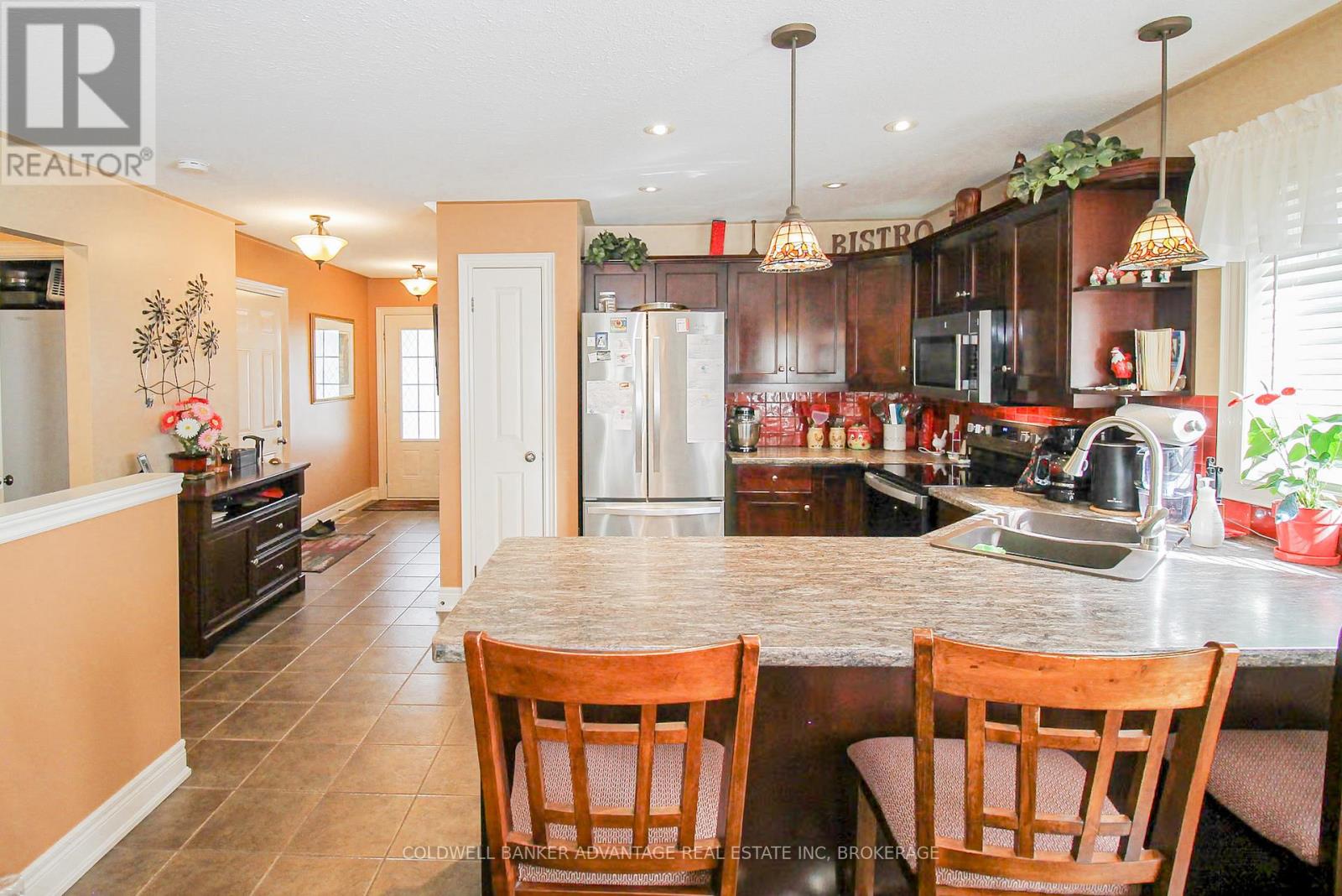 3935 Lower Coach Road, Fort Erie, Ontario  L0S 1S0 - Photo 9 - X12639438