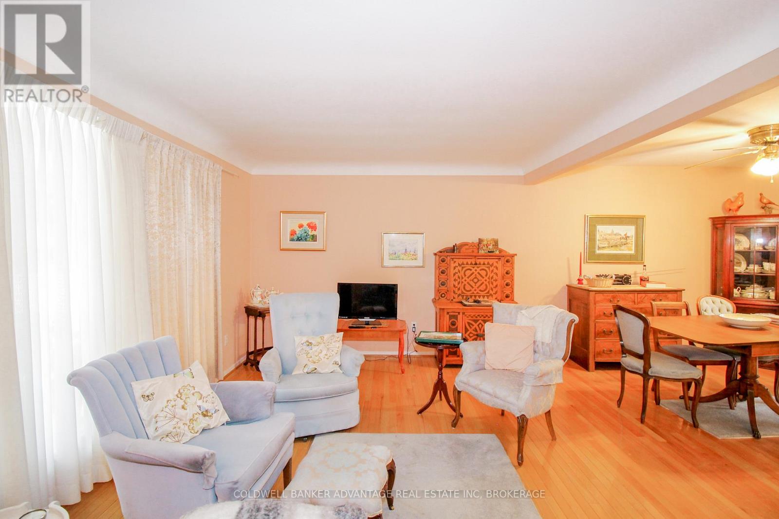 8 Bigelow Crescent, Pelham, Ontario  L0S 1E2 - Photo 8 - X12639934