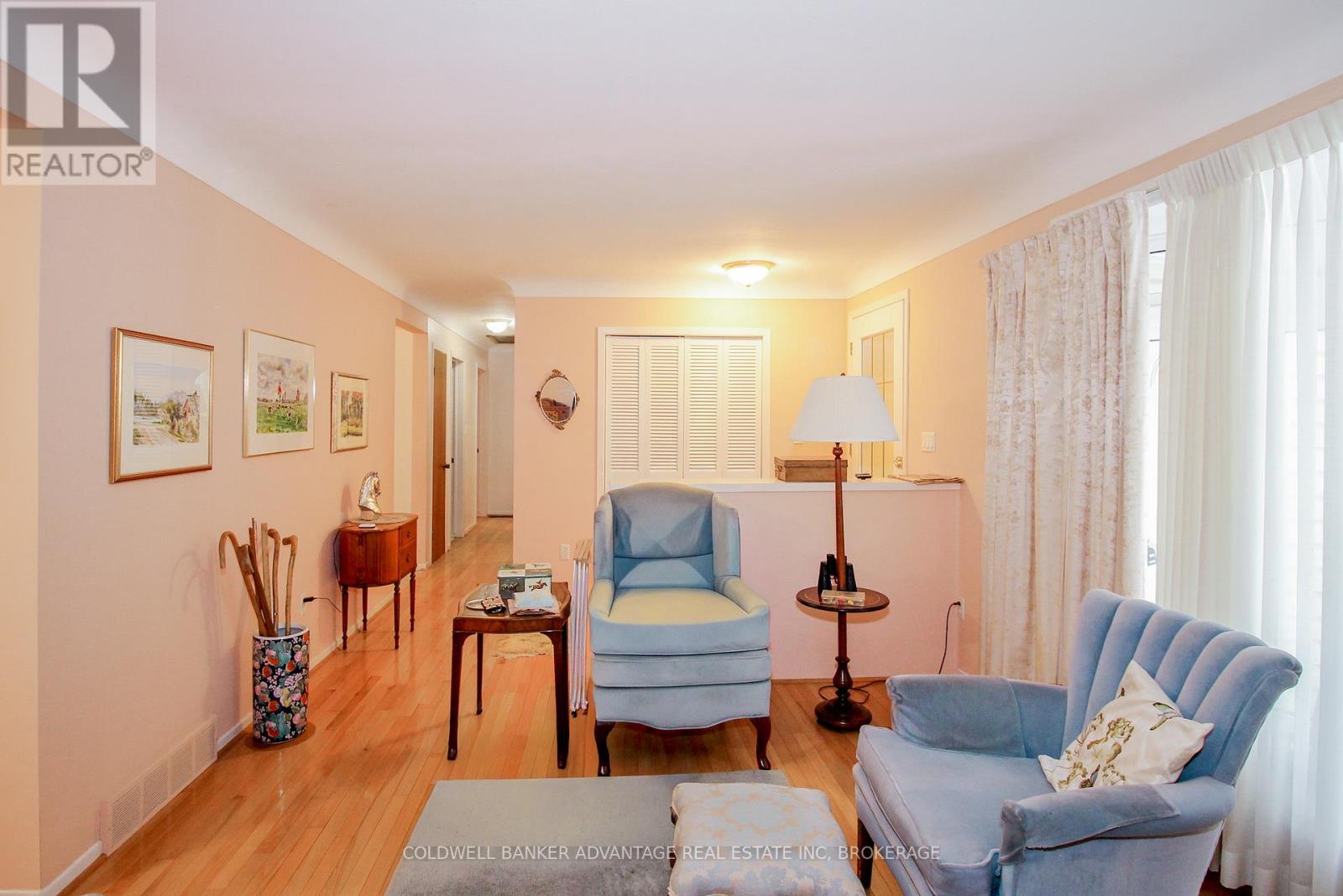 8 Bigelow Crescent, Pelham, Ontario  L0S 1E2 - Photo 9 - X12639934