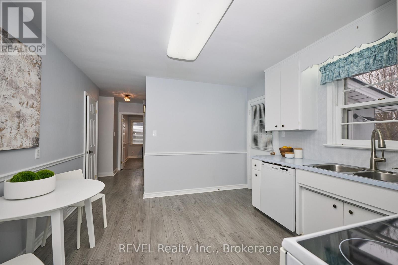 6361 Clare Crescent, Niagara Falls, Ontario  L2G 2C9 - Photo 12 - X12639994