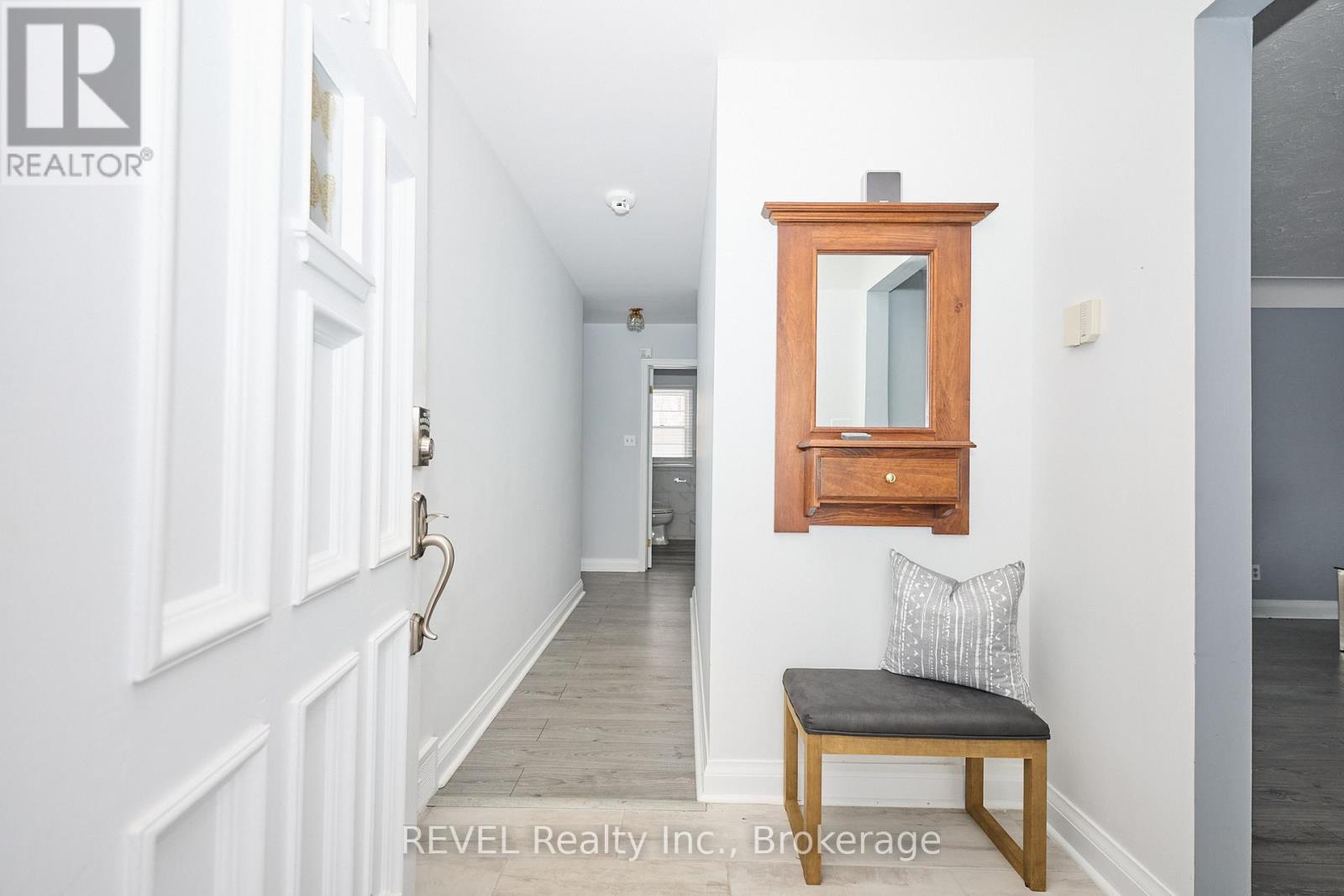 6361 Clare Crescent, Niagara Falls, Ontario  L2G 2C9 - Photo 5 - X12639994