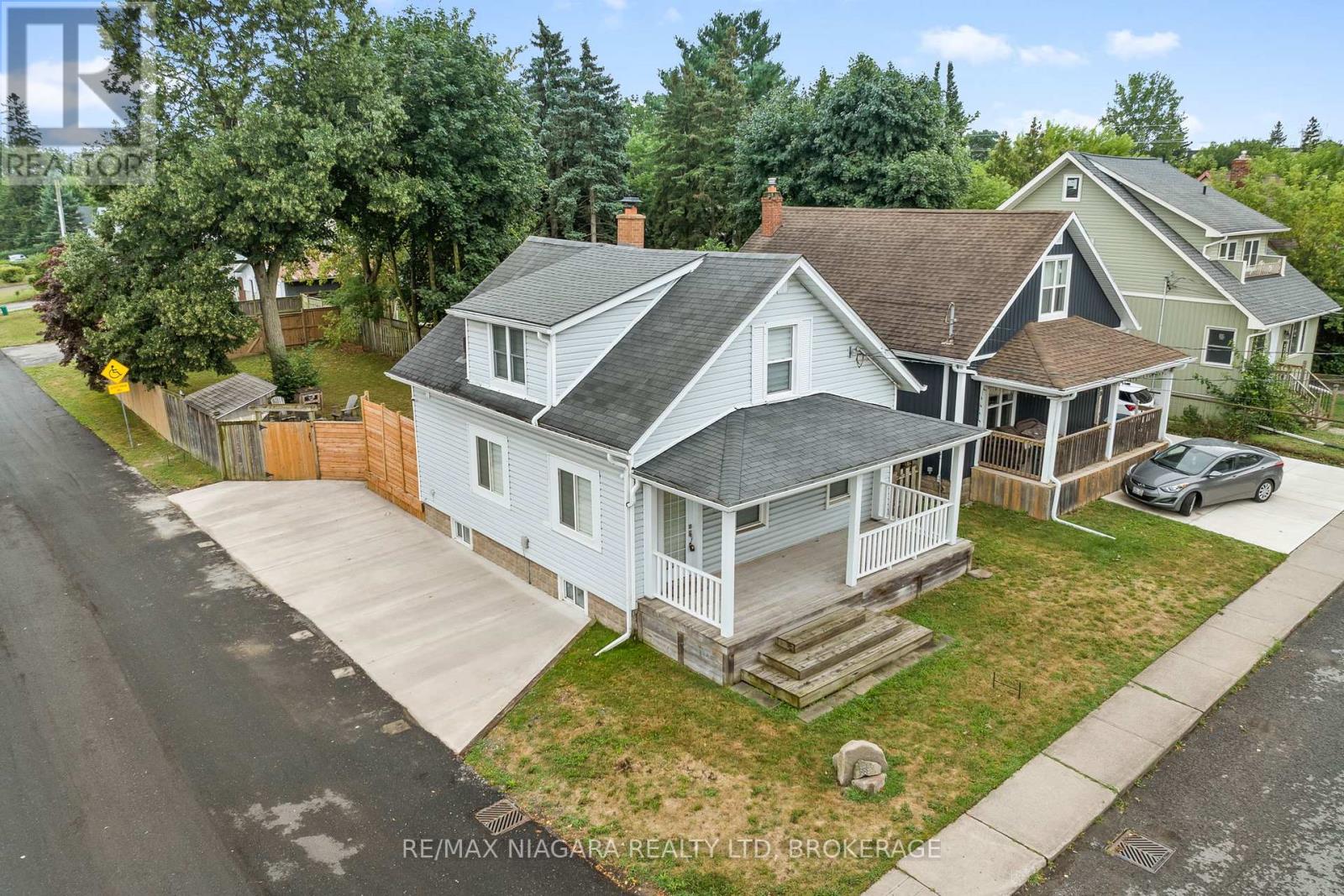 5690 HIGHLAND AVENUE, Niagara Falls, Ontario