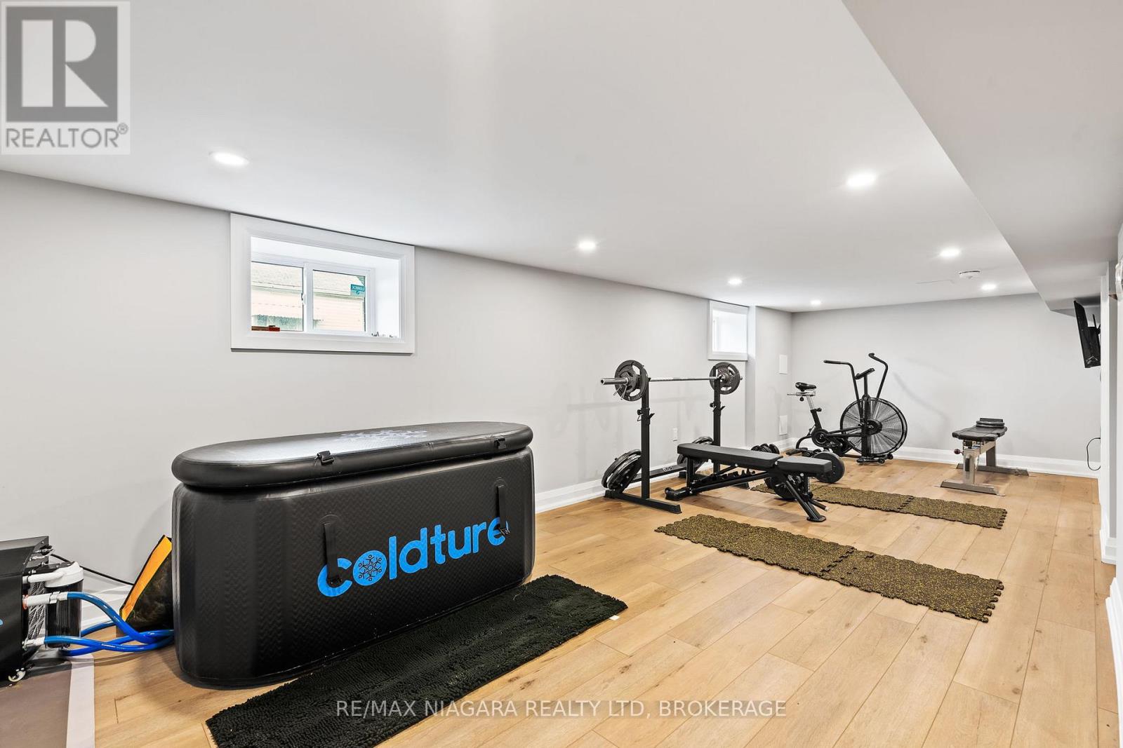 5690 Highland Avenue, Niagara Falls, Ontario  L2G 4X3 - Photo 21 - X12642144