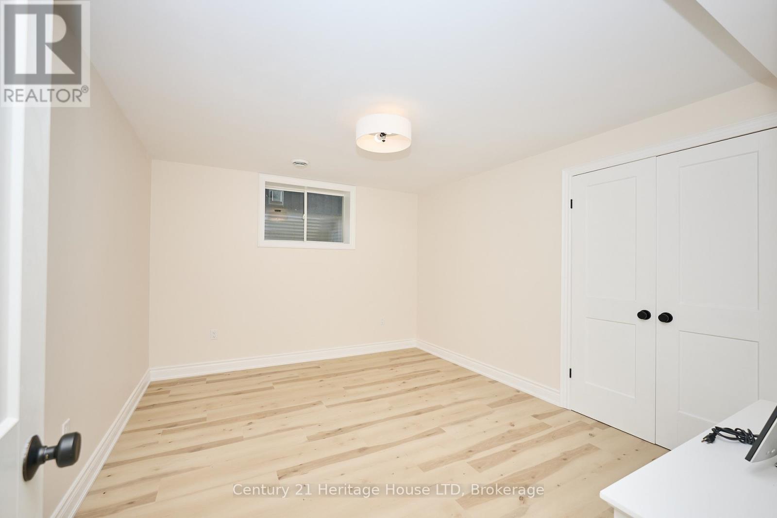 1050 Kettle Court, Fort Erie, Ontario  L2A 0E7 - Photo 21 - X12642690