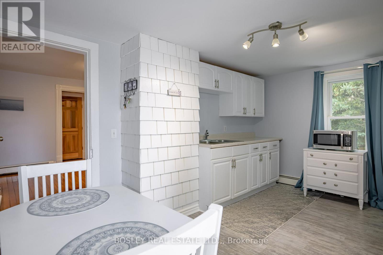 1609 Eighth Avenue, St. Catharines, Ontario  L2R 6P7 - Photo 15 - X12643174