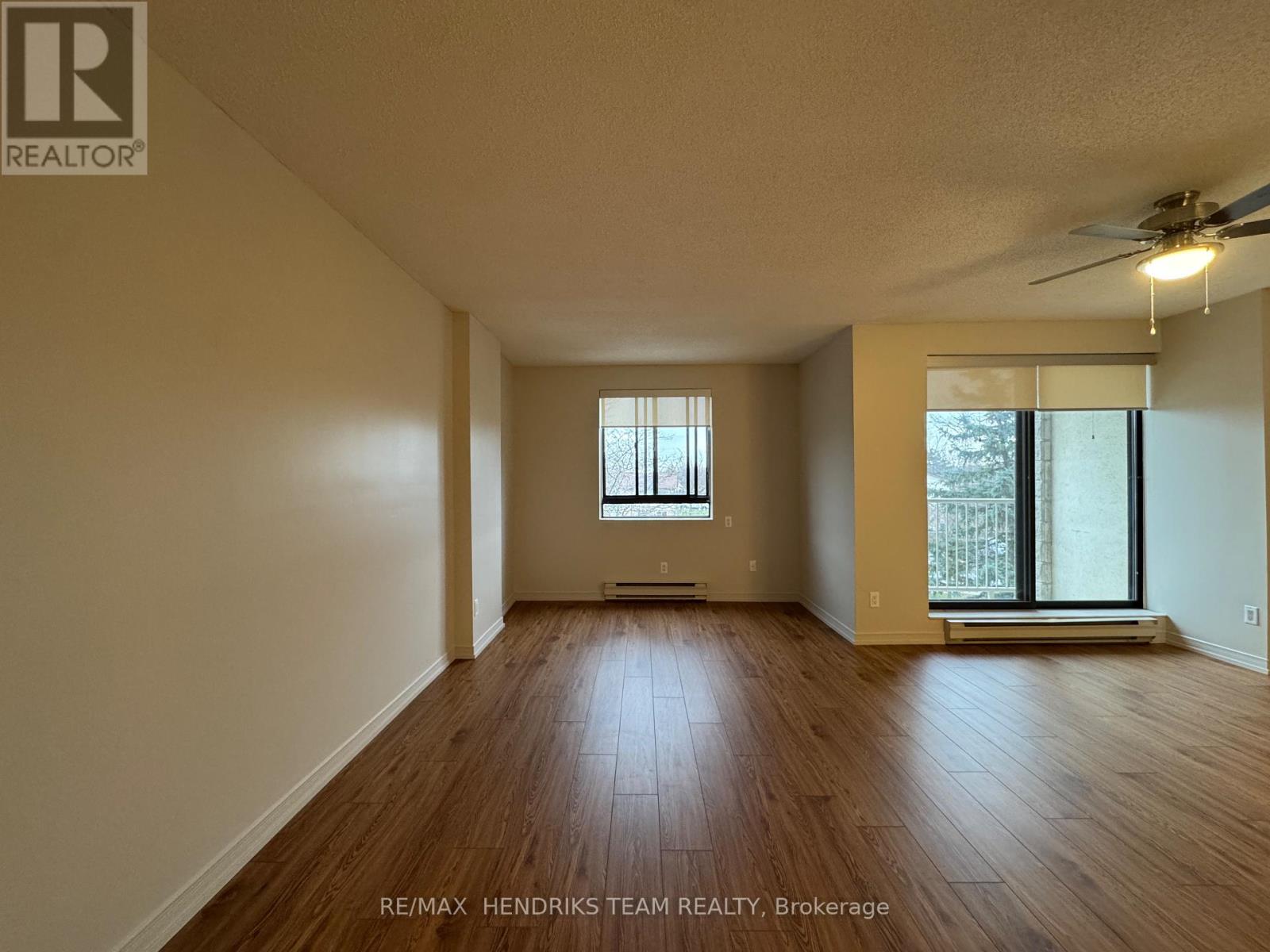 302 - 128 St Augustine Drive, St. Catharines, Ontario  L2P 3X6 - Photo 7 - X12643828