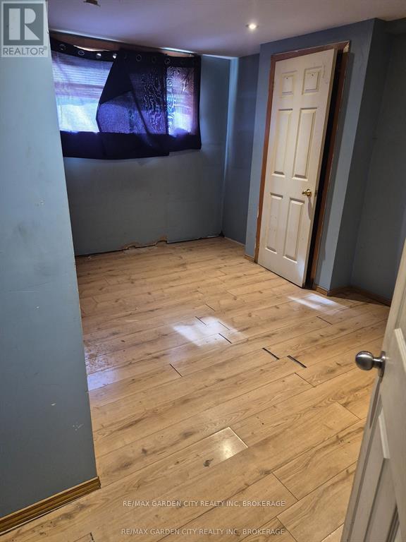 74 Commerford Street, Thorold, Ontario  L2V 4R1 - Photo 18 - X12643996