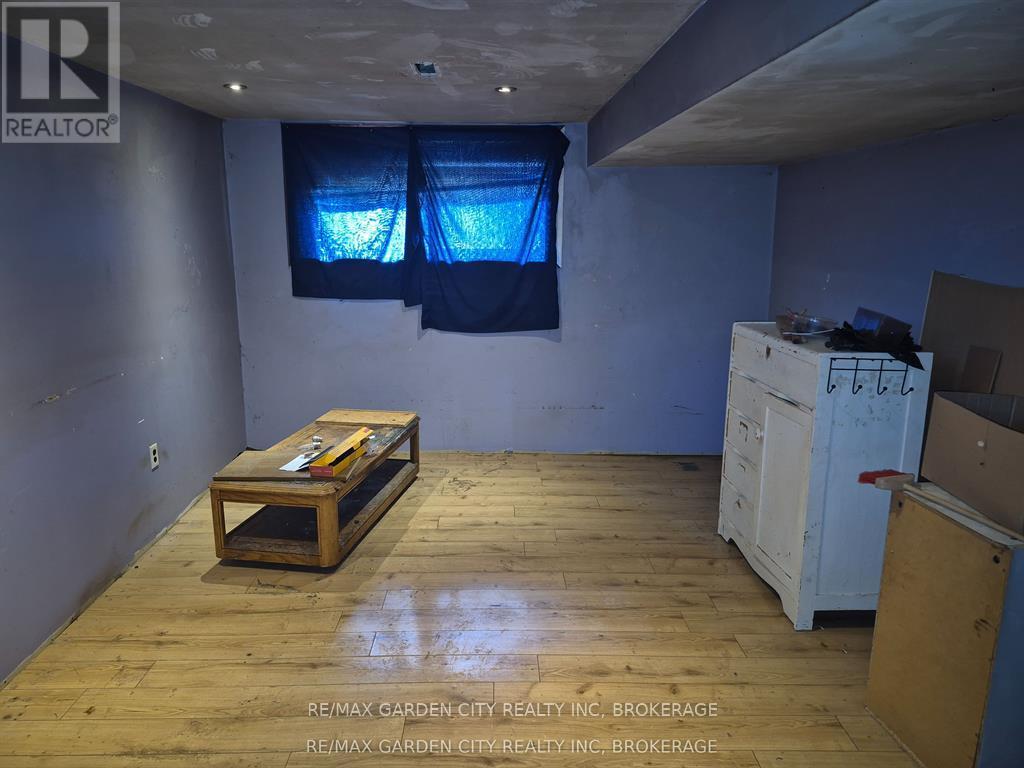 74 Commerford Street, Thorold, Ontario  L2V 4R1 - Photo 20 - X12643996