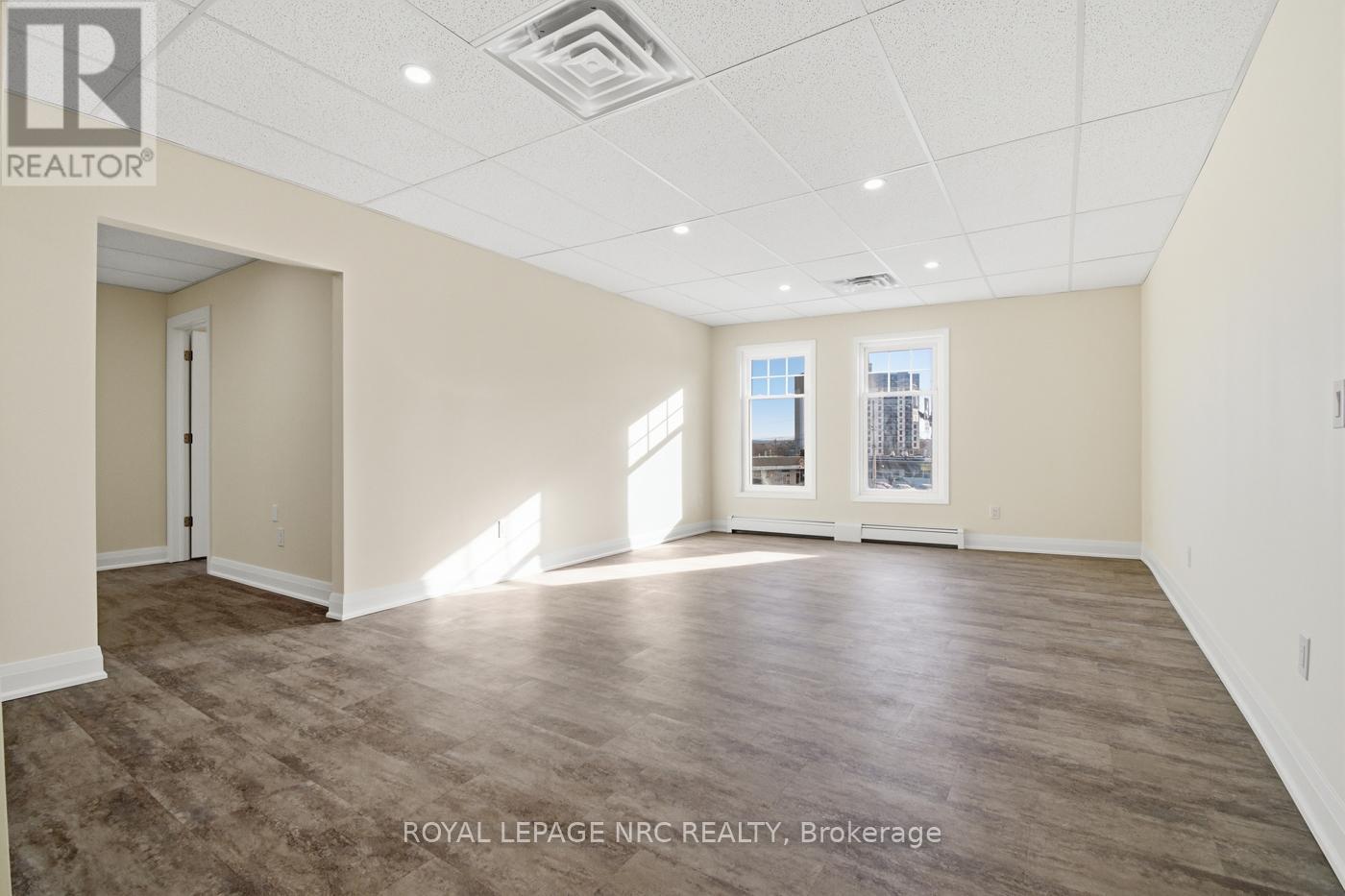 201 - 431 St. Paul Street Street, St. Catharines, Ontario  L2R 1C5 - Photo 9 - X12645754