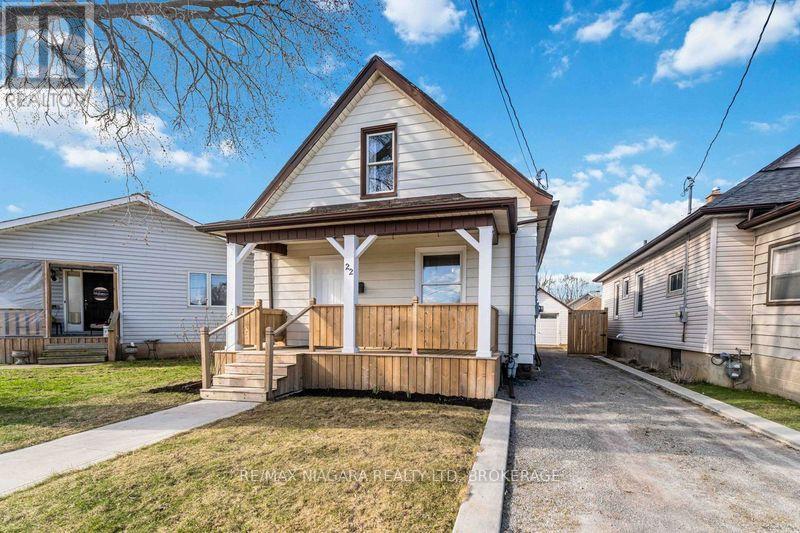 22 BERTRAM STREET, St. Catharines, Ontario