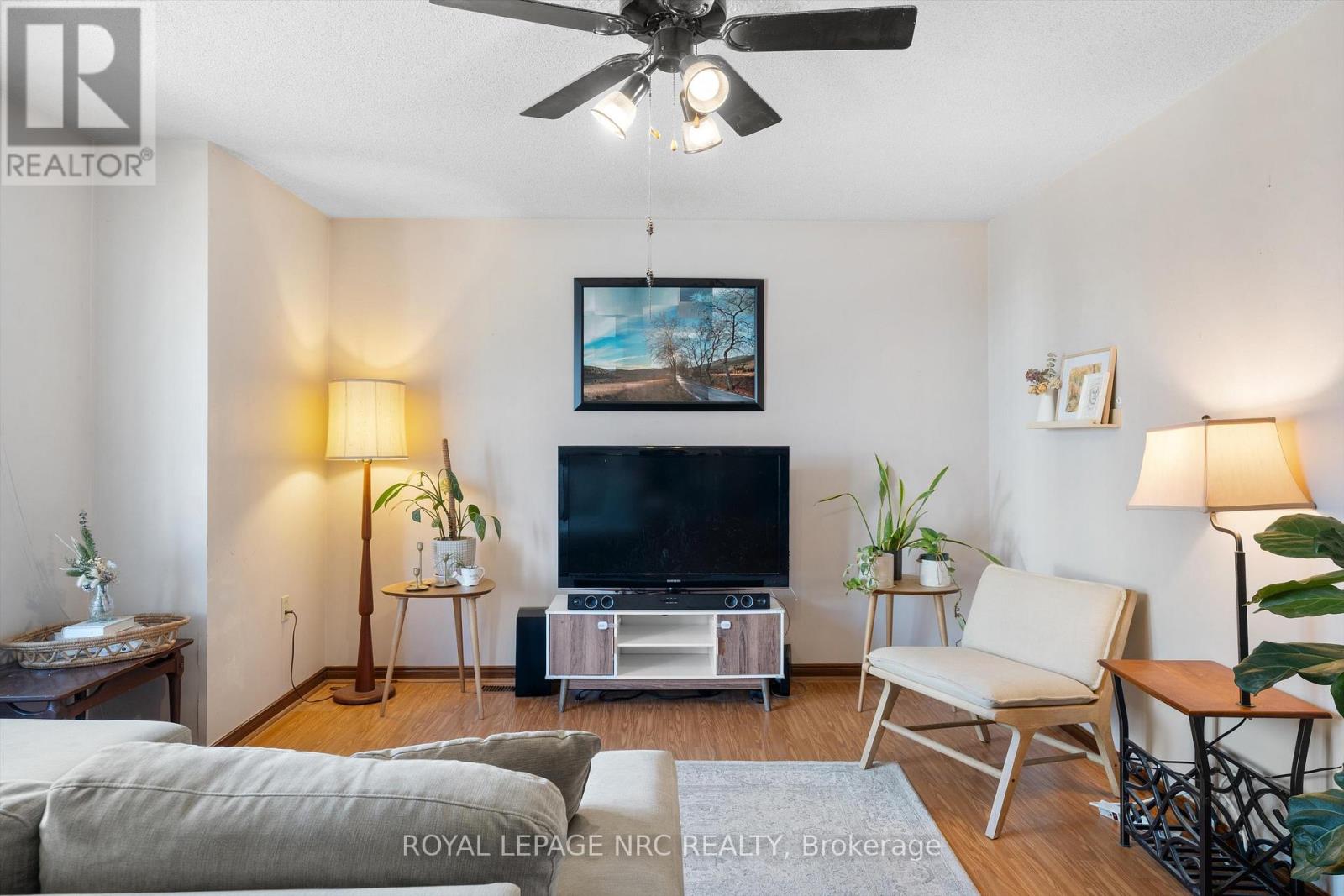 163 Pine Street S, Thorold, Ontario  L2V 3M5 - Photo 7 - X12646770