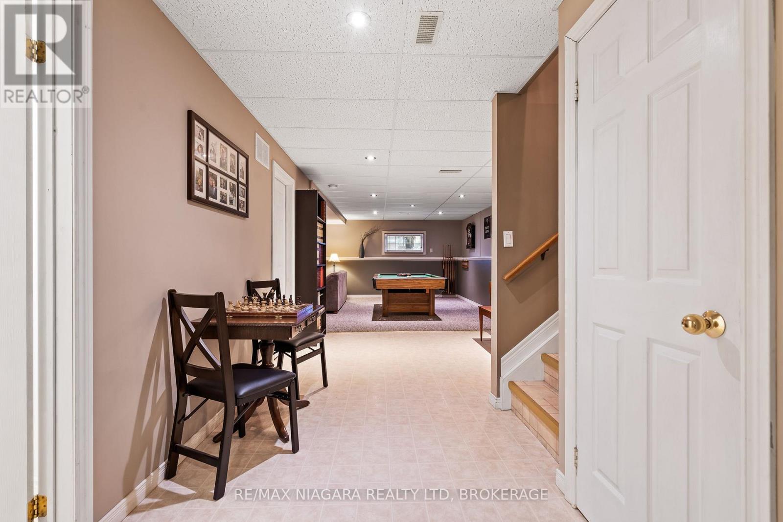 272 Steele Street, Port Colborne, Ontario  L3K 4X8 - Photo 18 - X12647656