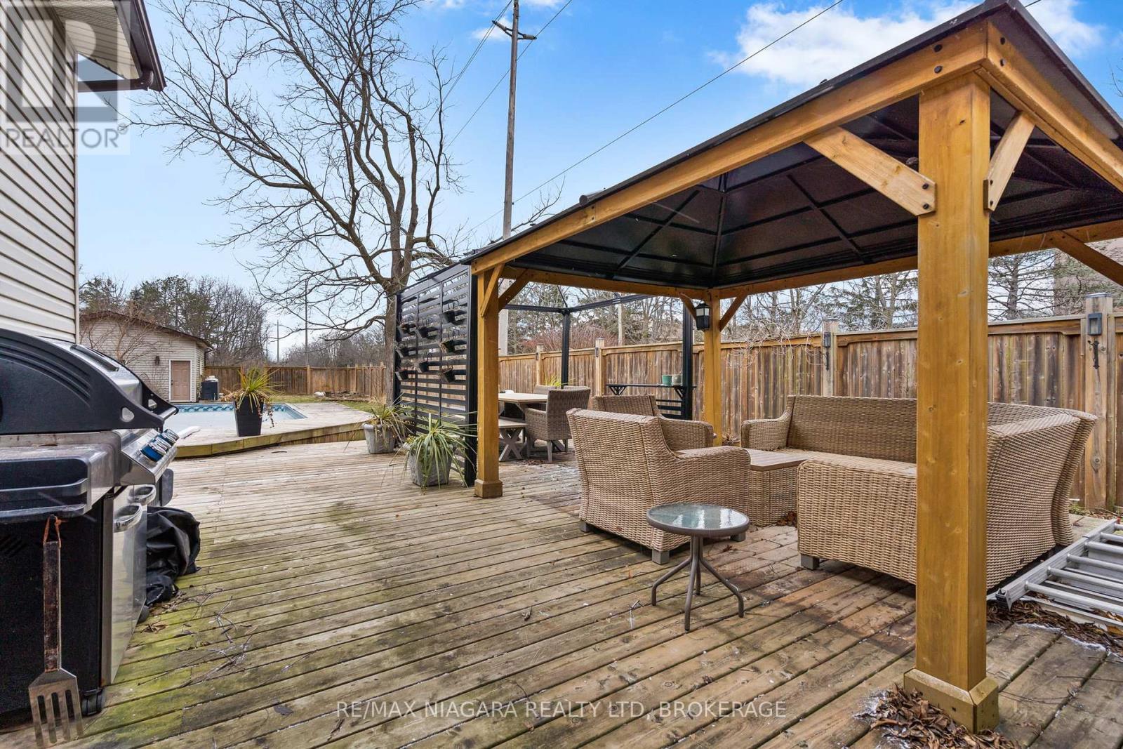 272 Steele Street, Port Colborne, Ontario  L3K 4X8 - Photo 31 - X12647656