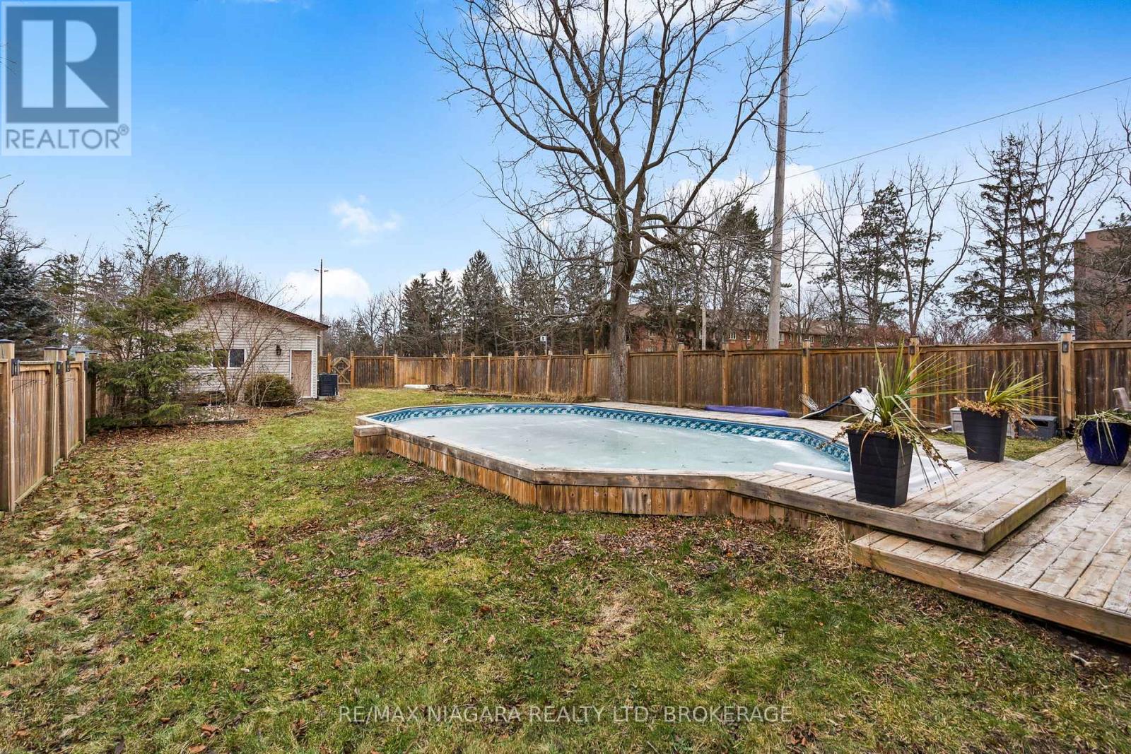 272 Steele Street, Port Colborne, Ontario  L3K 4X8 - Photo 36 - X12647656