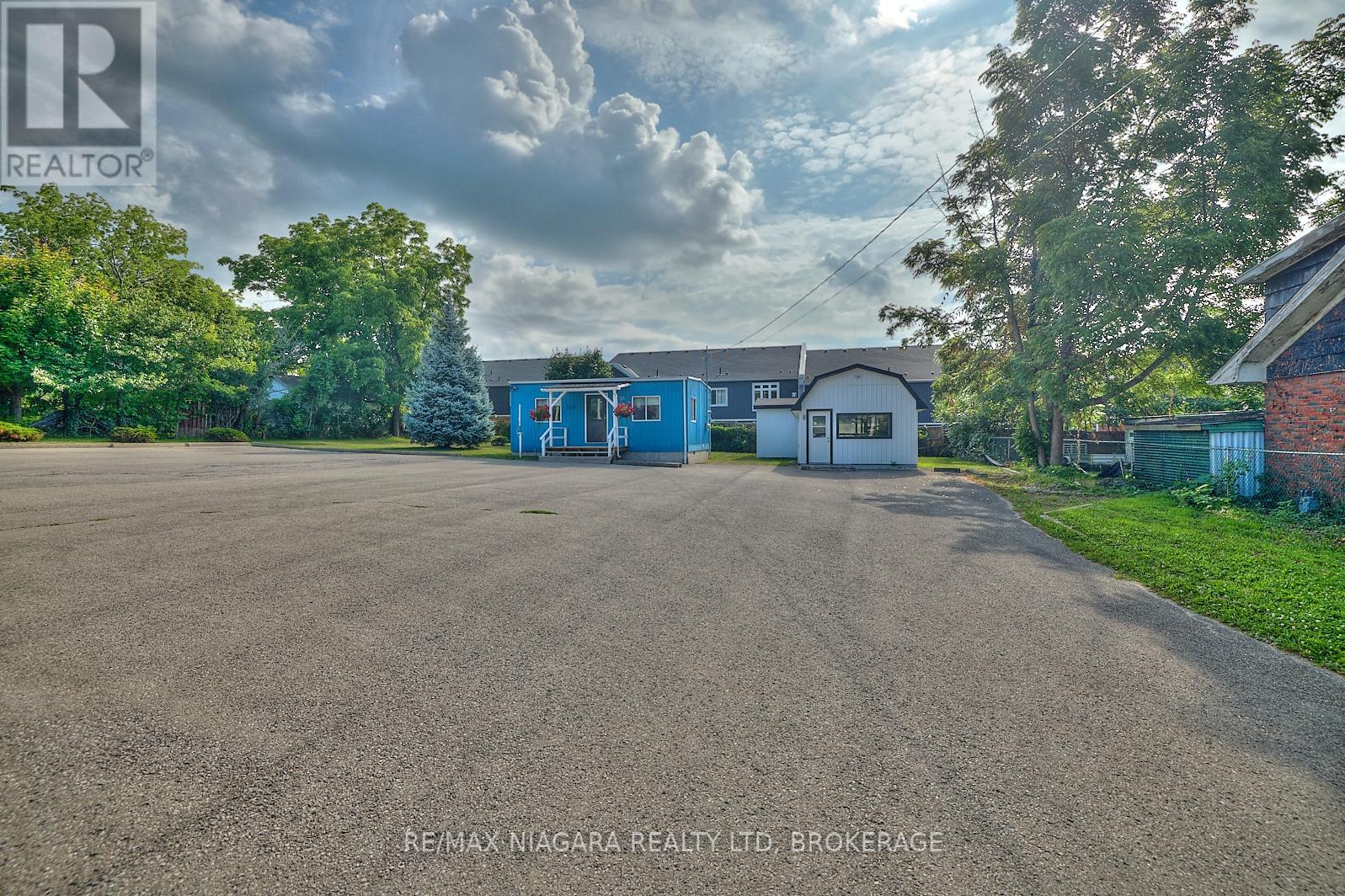 210 Ridgeway Road, Fort Erie, Ontario  L0S 1B0 - Photo 17 - X12647696