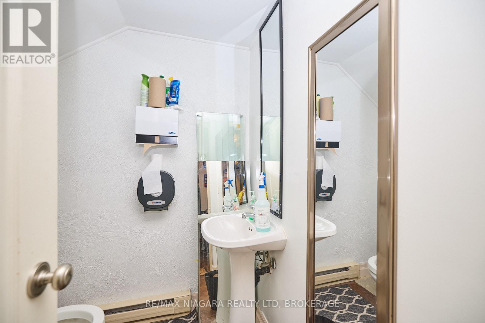 314 Ridge Road N, Fort Erie, Ontario  L0S 1N0 - Photo 16 - X12652200