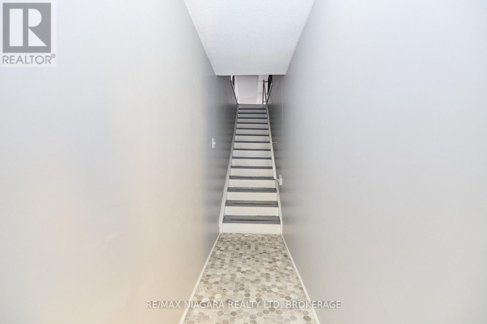 314 Ridge Road N, Fort Erie, Ontario  L0S 1N0 - Photo 5 - X12652200