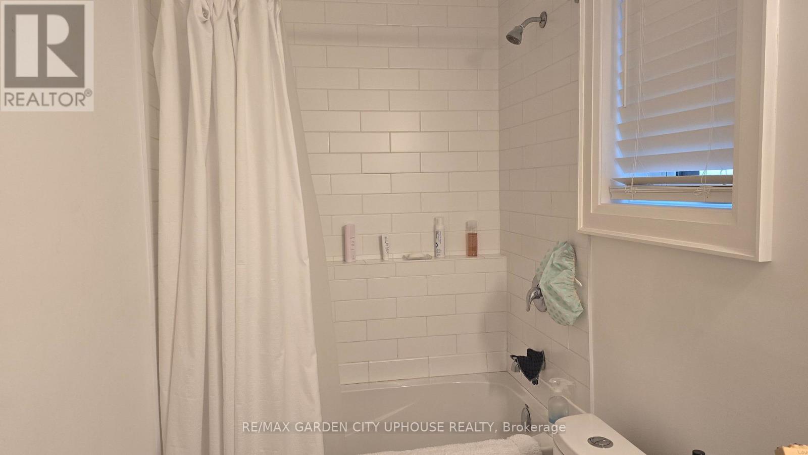 25 Cherry Street, St. Catharines, Ontario  L2R 5M5 - Photo 10 - X12653114