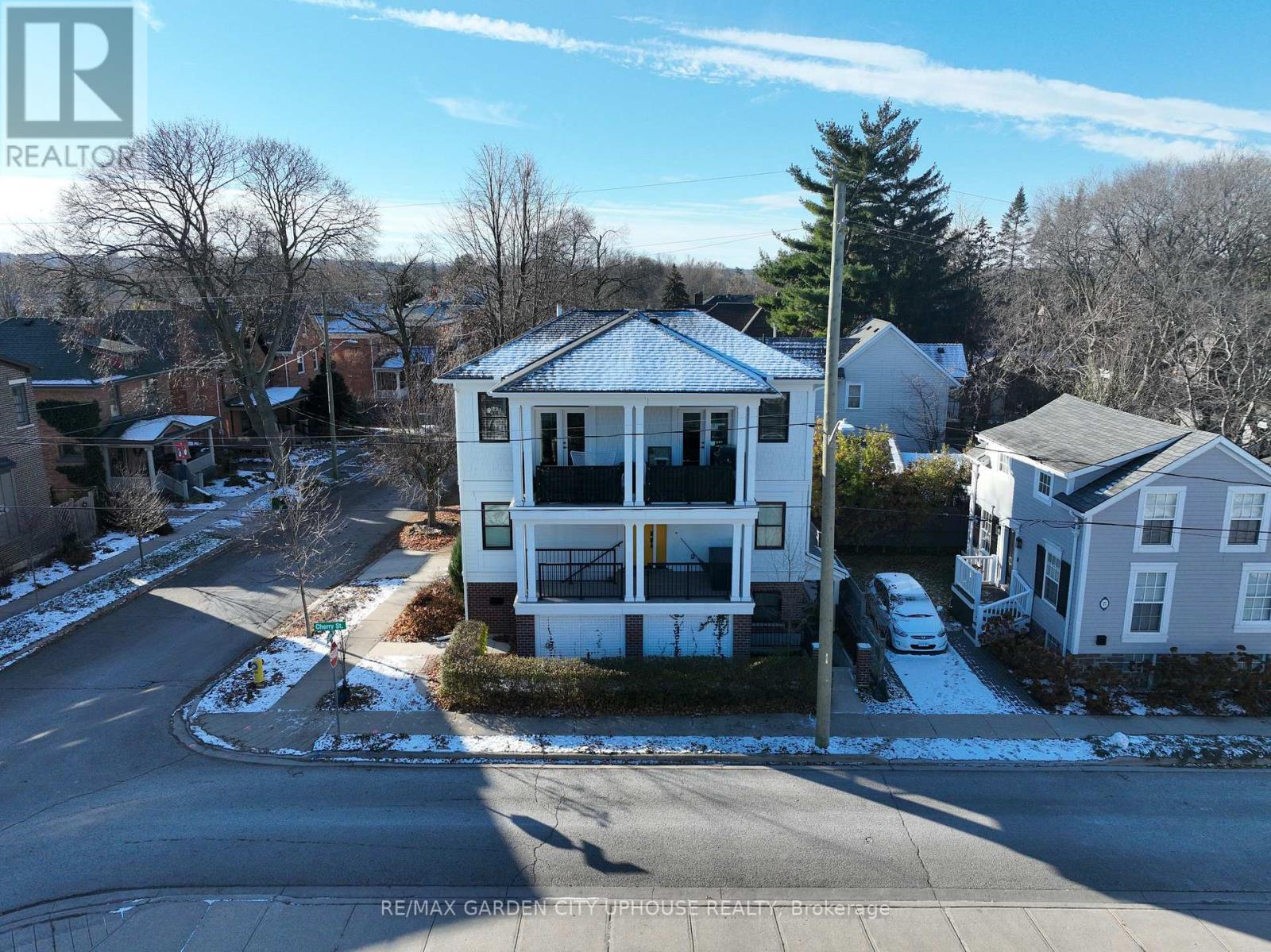 25 Cherry Street, St. Catharines, Ontario  L2R 5M5 - Photo 2 - X12653114