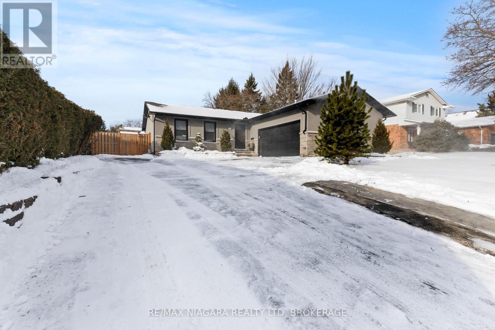 1164 Haist Road, Pelham, Ontario  L3B 5N5 - Photo 2 - X12654082