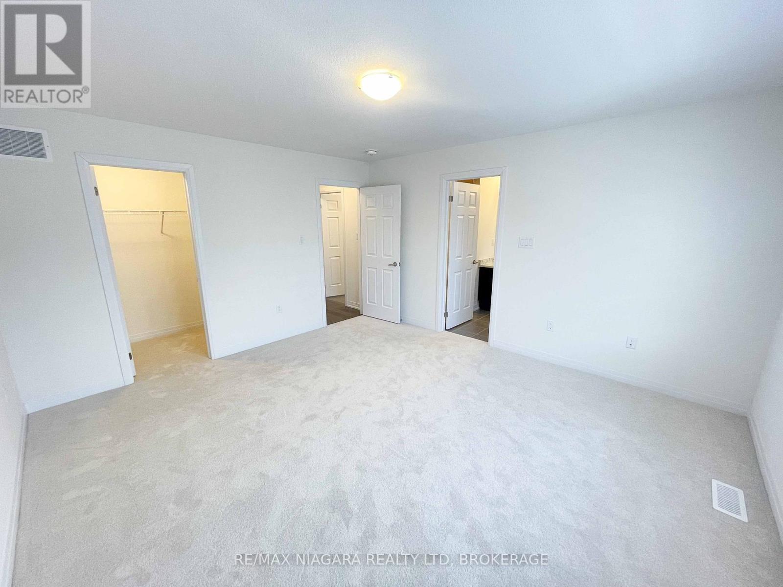 20 - 15 Peach Street, Thorold, Ontario  L2V 0K1 - Photo 18 - X12654286