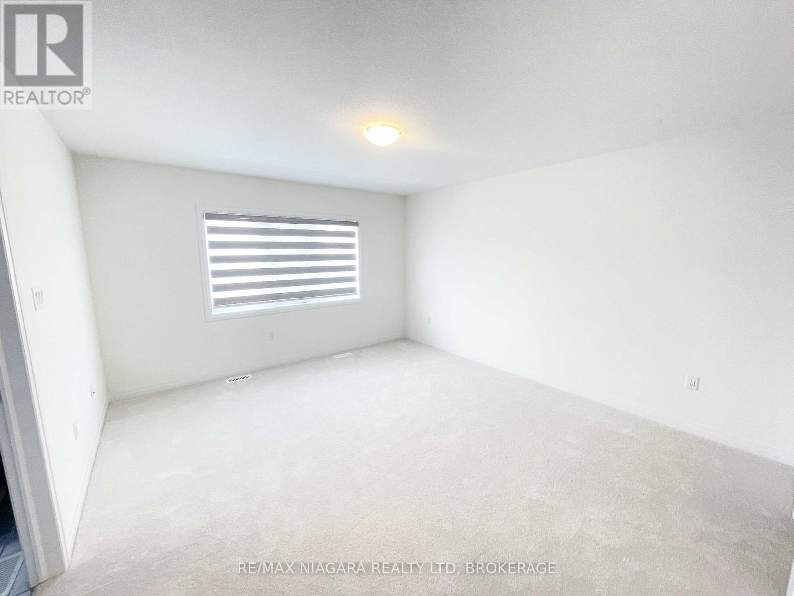 20 - 15 Peach Street, Thorold, Ontario  L2V 0K1 - Photo 21 - X12654286