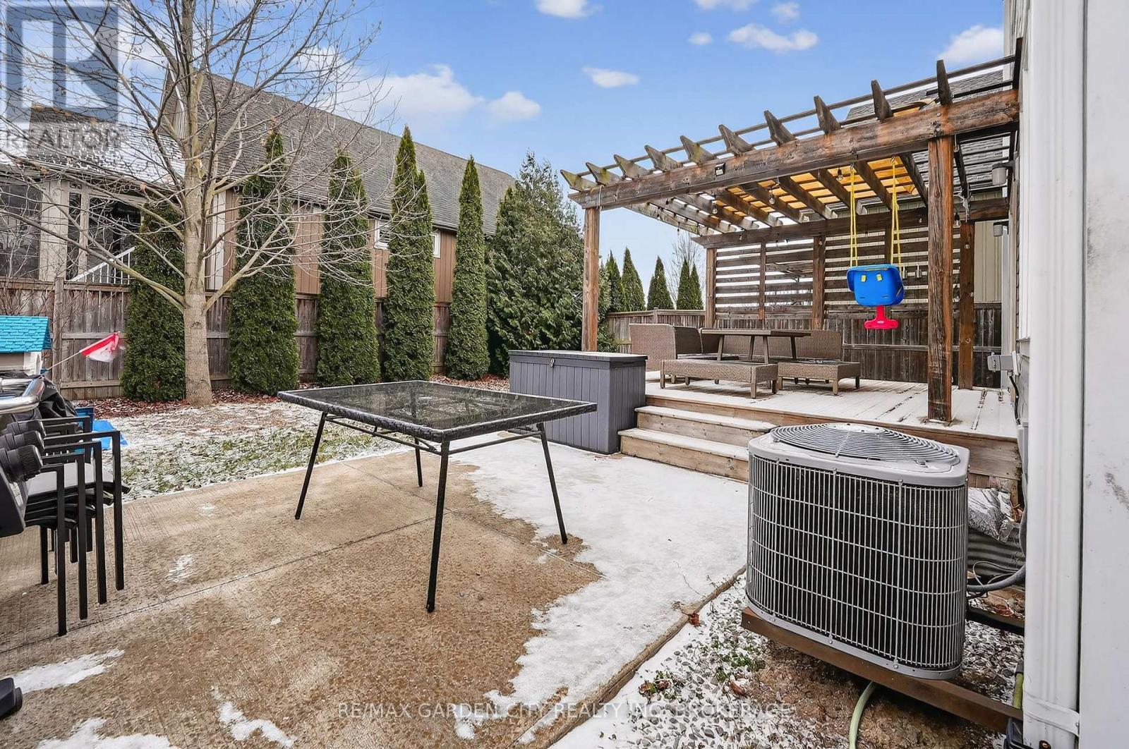 22 Riesling Drive, Niagara-On-The-Lake, Ontario  L0S 1J0 - Photo 12 - X12654412