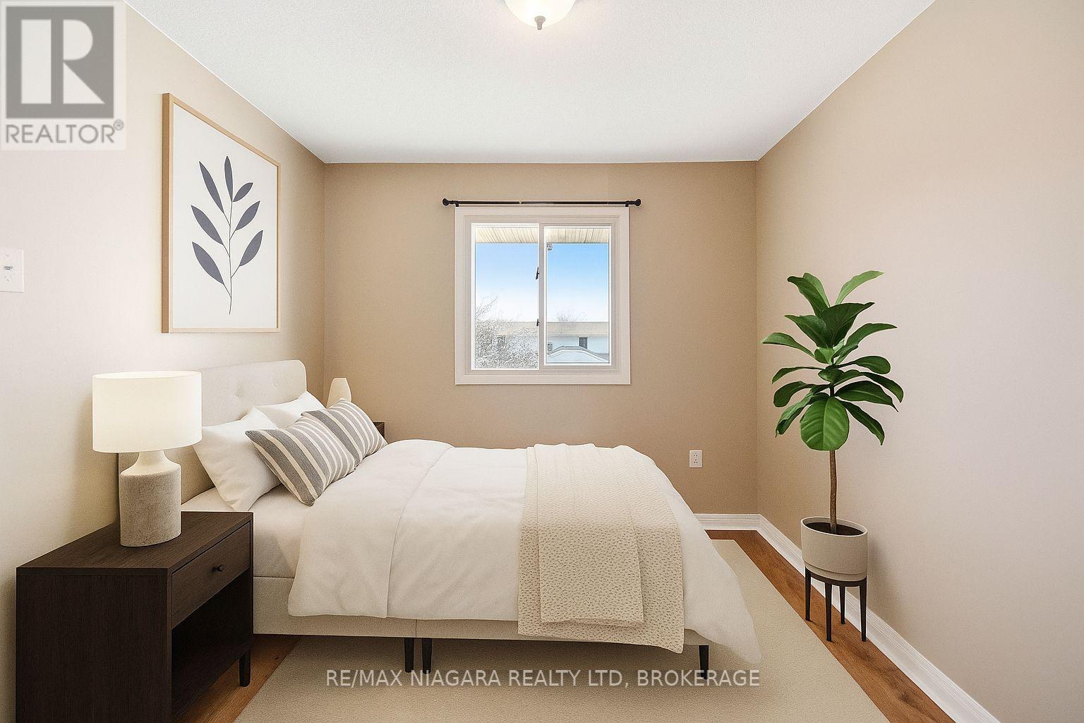 18 Julie Drive, Thorold, Ontario  L2V 4L5 - Photo 14 - X12654654