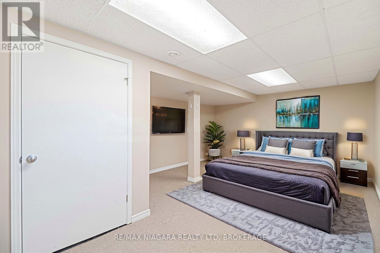 18 Julie Drive, Thorold, Ontario  L2V 4L5 - Photo 28 - X12654654