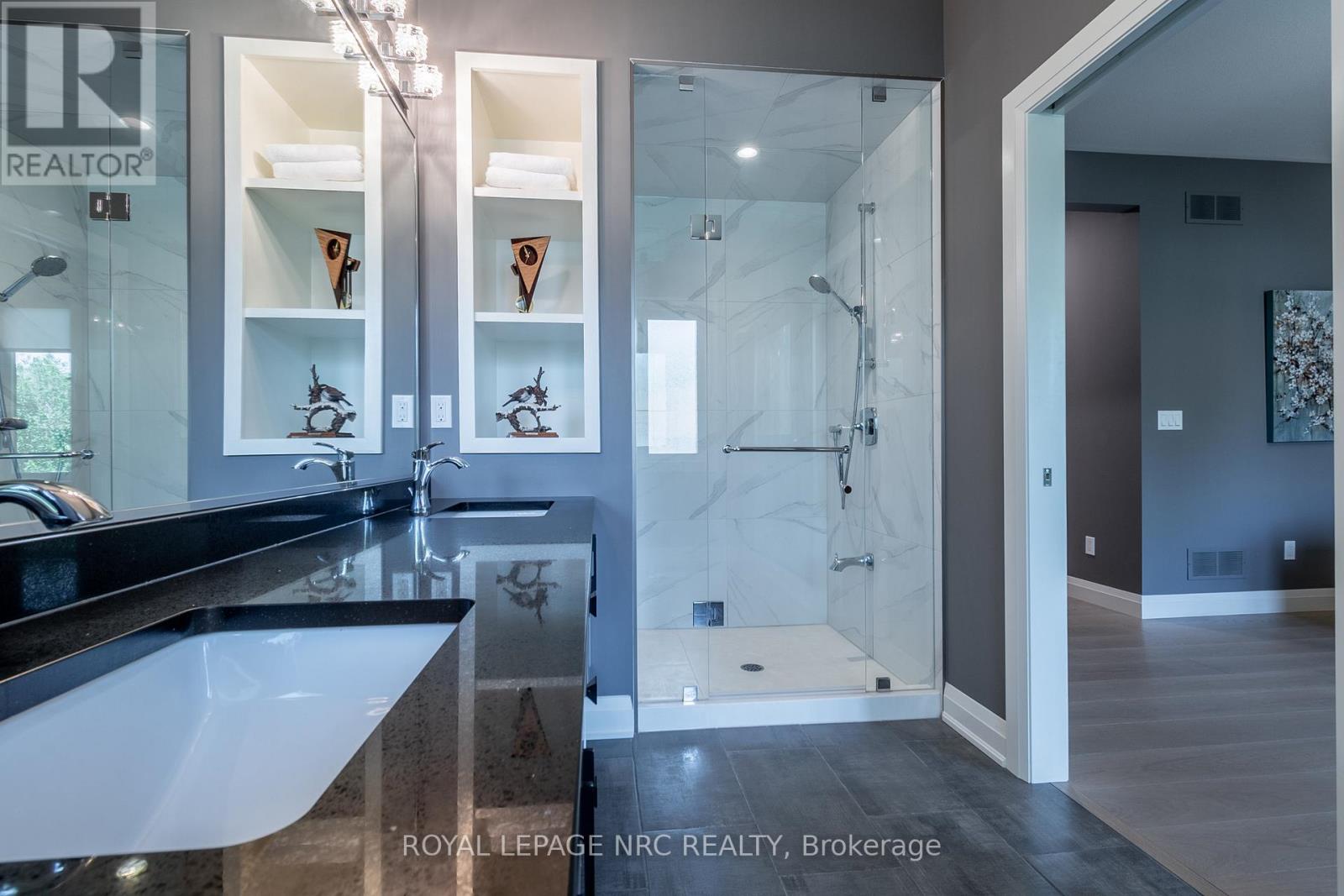 11 Emily Lane, Pelham, Ontario  L0S 1E4 - Photo 28 - X12654720