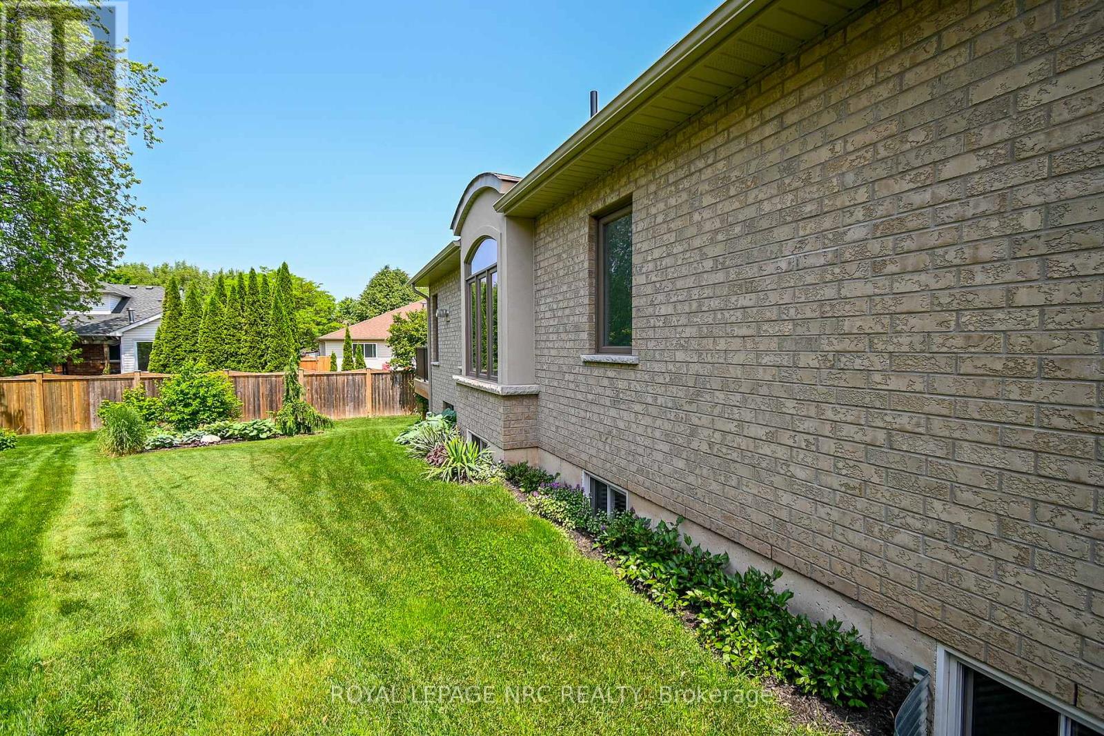 11 Emily Lane, Pelham, Ontario  L0S 1E4 - Photo 34 - X12654720