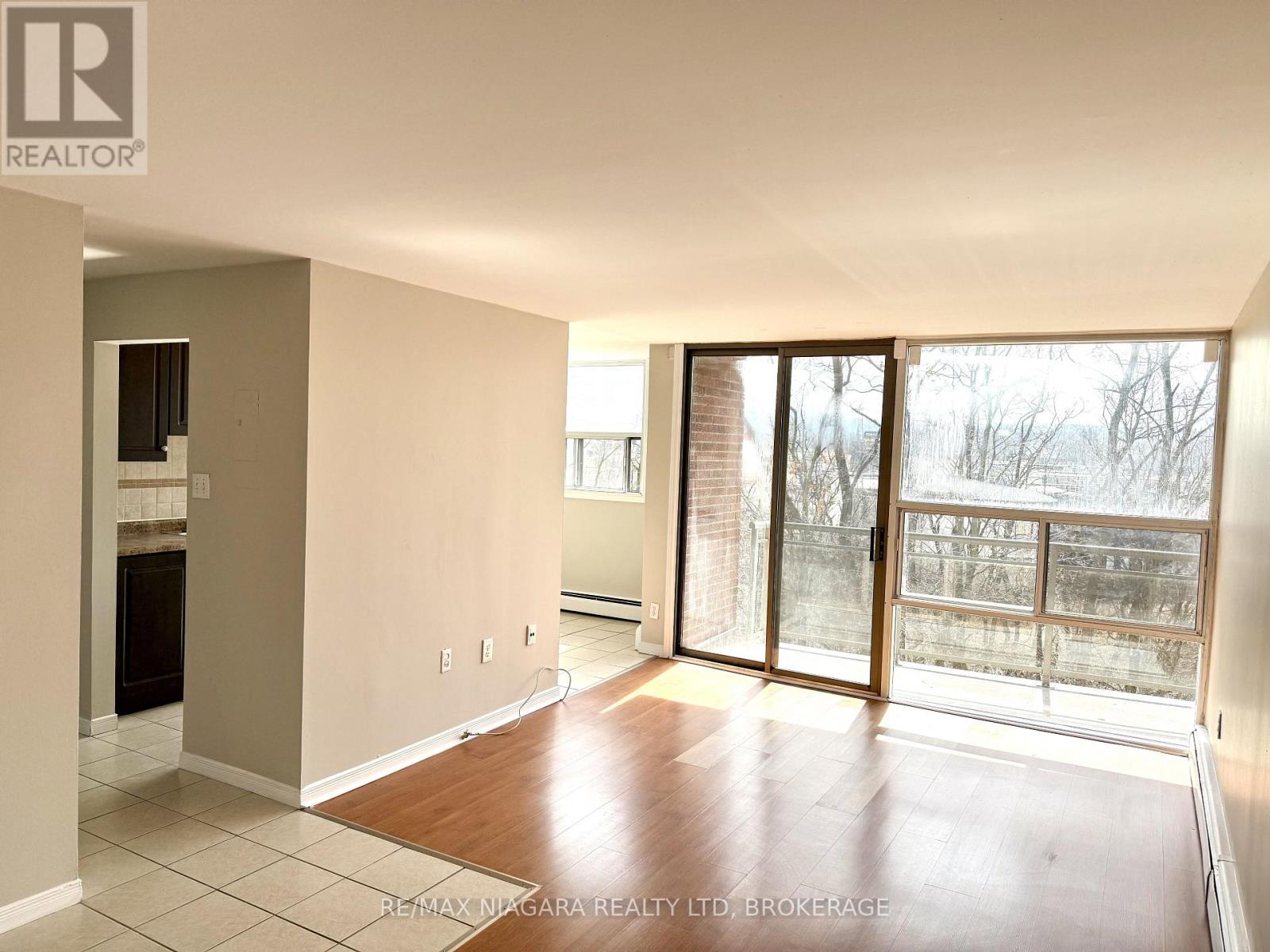 204 - 7 Riverview Boulevard, St. Catharines, Ontario  L2T 3L5 - Photo 10 - X12654806