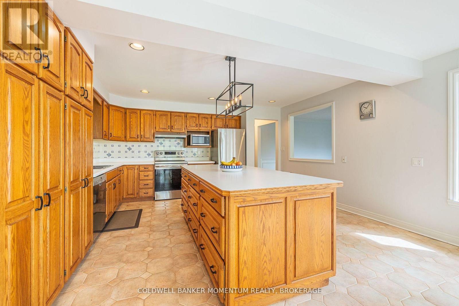 2115 Creek Road, Niagara-On-The-Lake, Ontario  L0S 1J0 - Photo 15 - X12655206