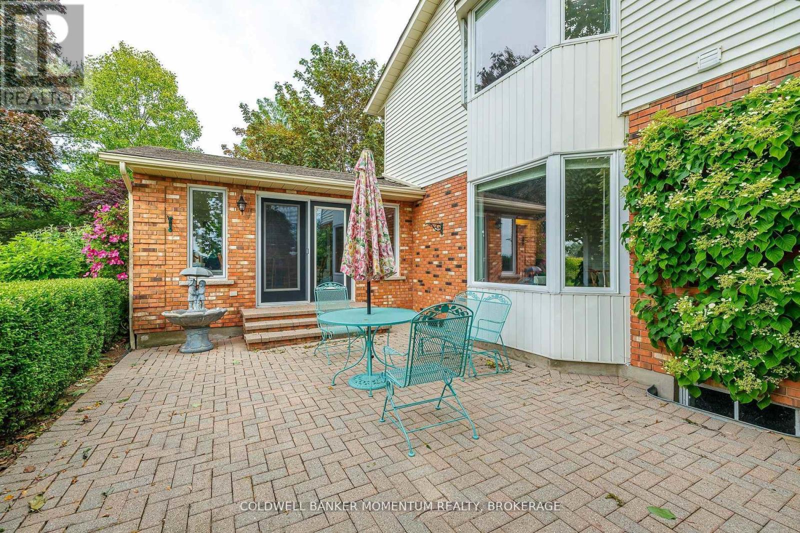 2115 Creek Road, Niagara-On-The-Lake, Ontario  L0S 1J0 - Photo 36 - X12655206