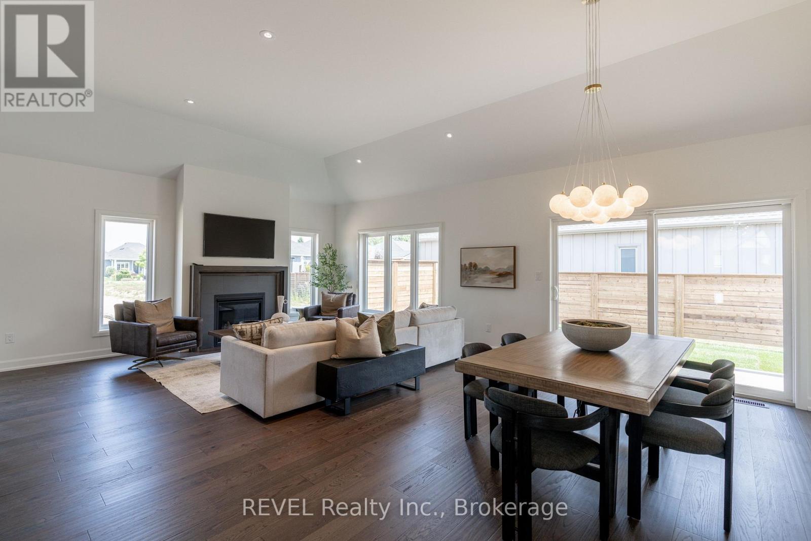 31 Harvest Drive, Niagara-On-The-Lake, Ontario  L0S 1J0 - Photo 13 - X12655430