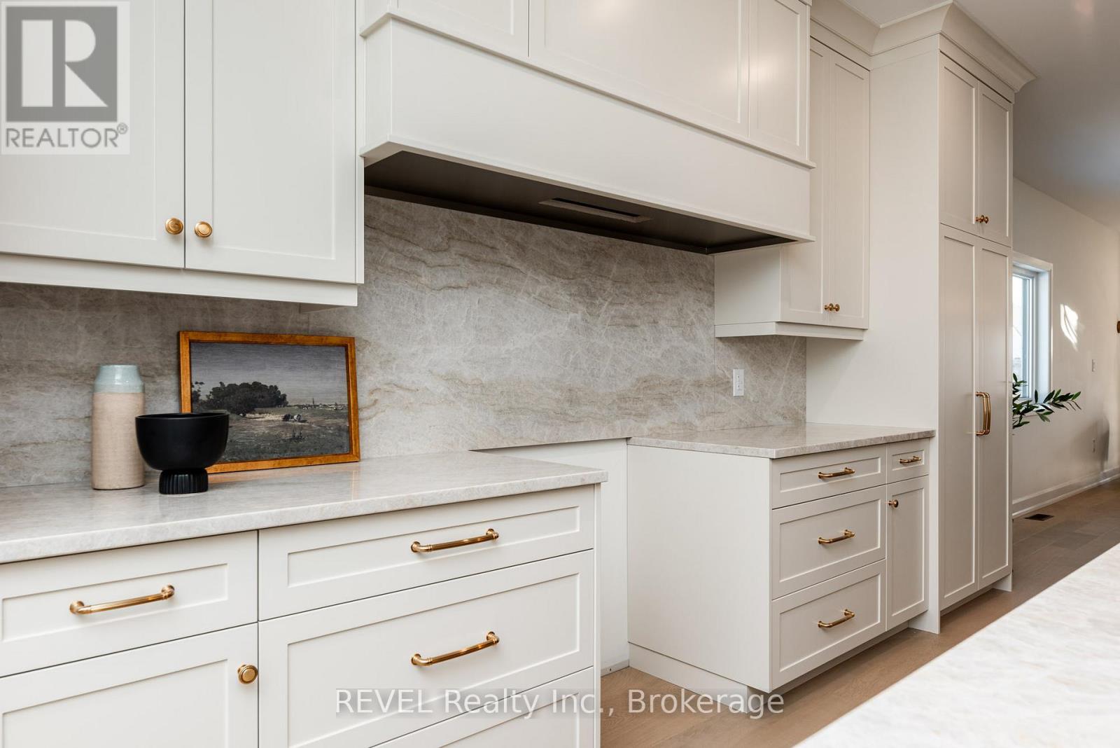 11 Stickles Street, Pelham, Ontario  L3C 3C3 - Photo 11 - X12655432