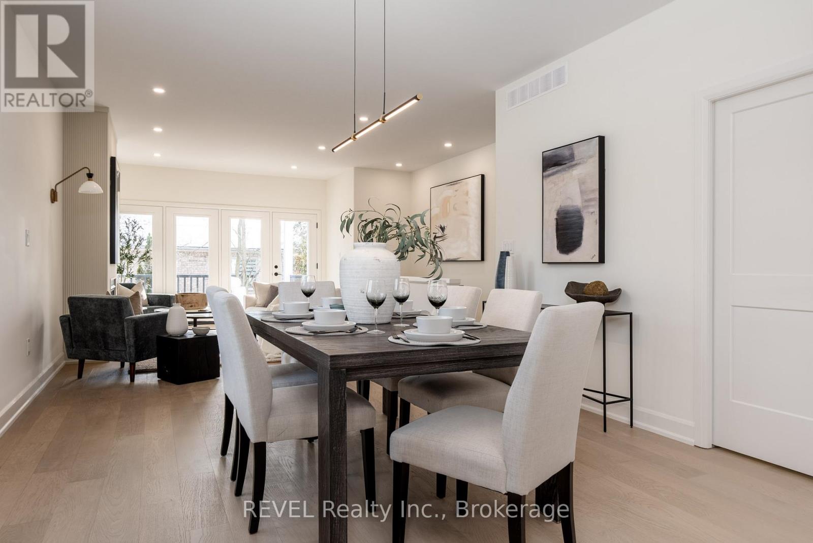 11 Stickles Street, Pelham, Ontario  L3C 3C3 - Photo 15 - X12655432