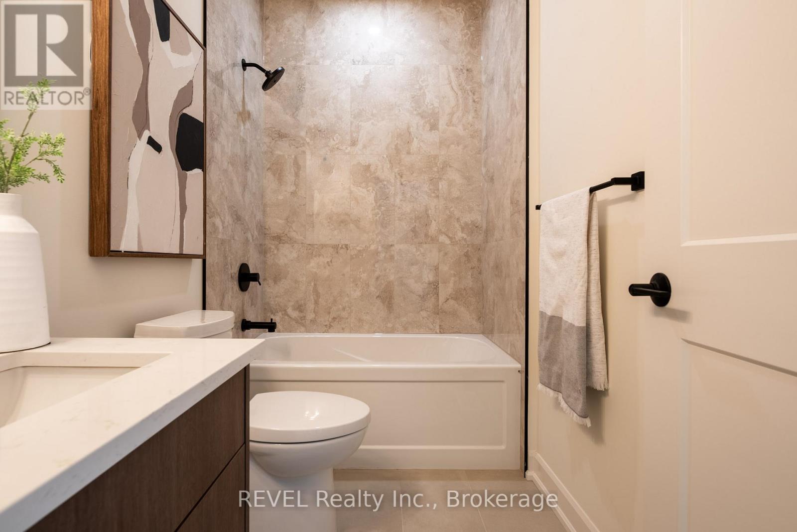 11 Stickles Street, Pelham, Ontario  L3C 3C3 - Photo 30 - X12655432