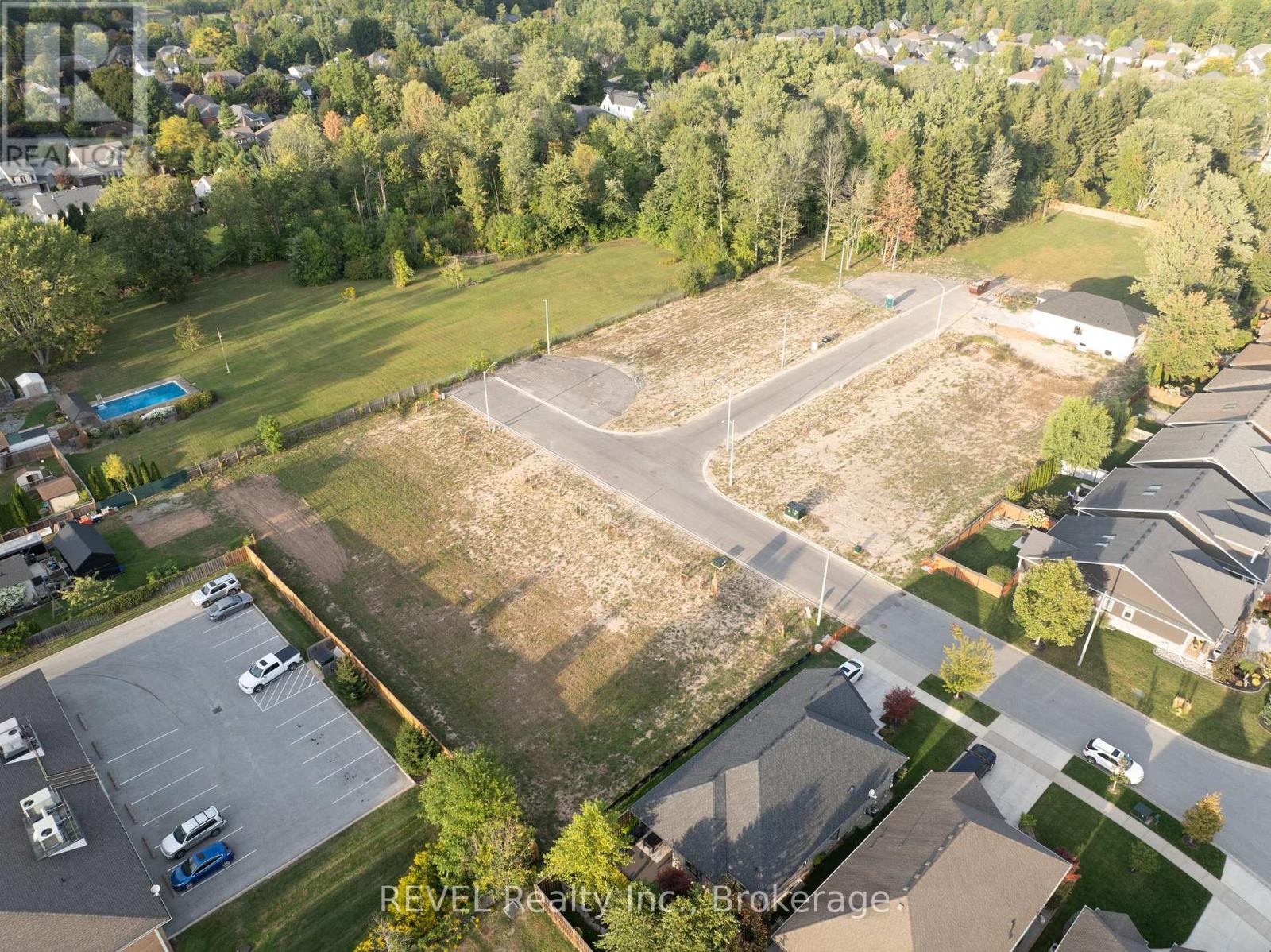 98 Tanner Drive, Pelham, Ontario  L0S 1E4 - Photo 12 - X12655434