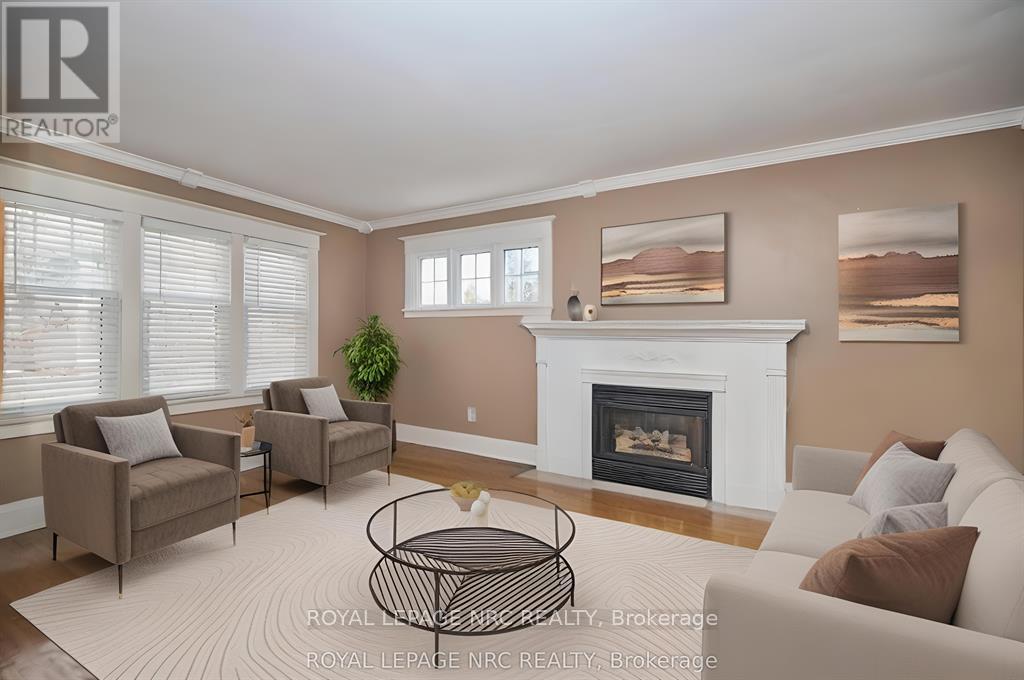 92 Dufferin Street, St. Catharines, Ontario  L2R 1Z8 - Photo 7 - X12656940