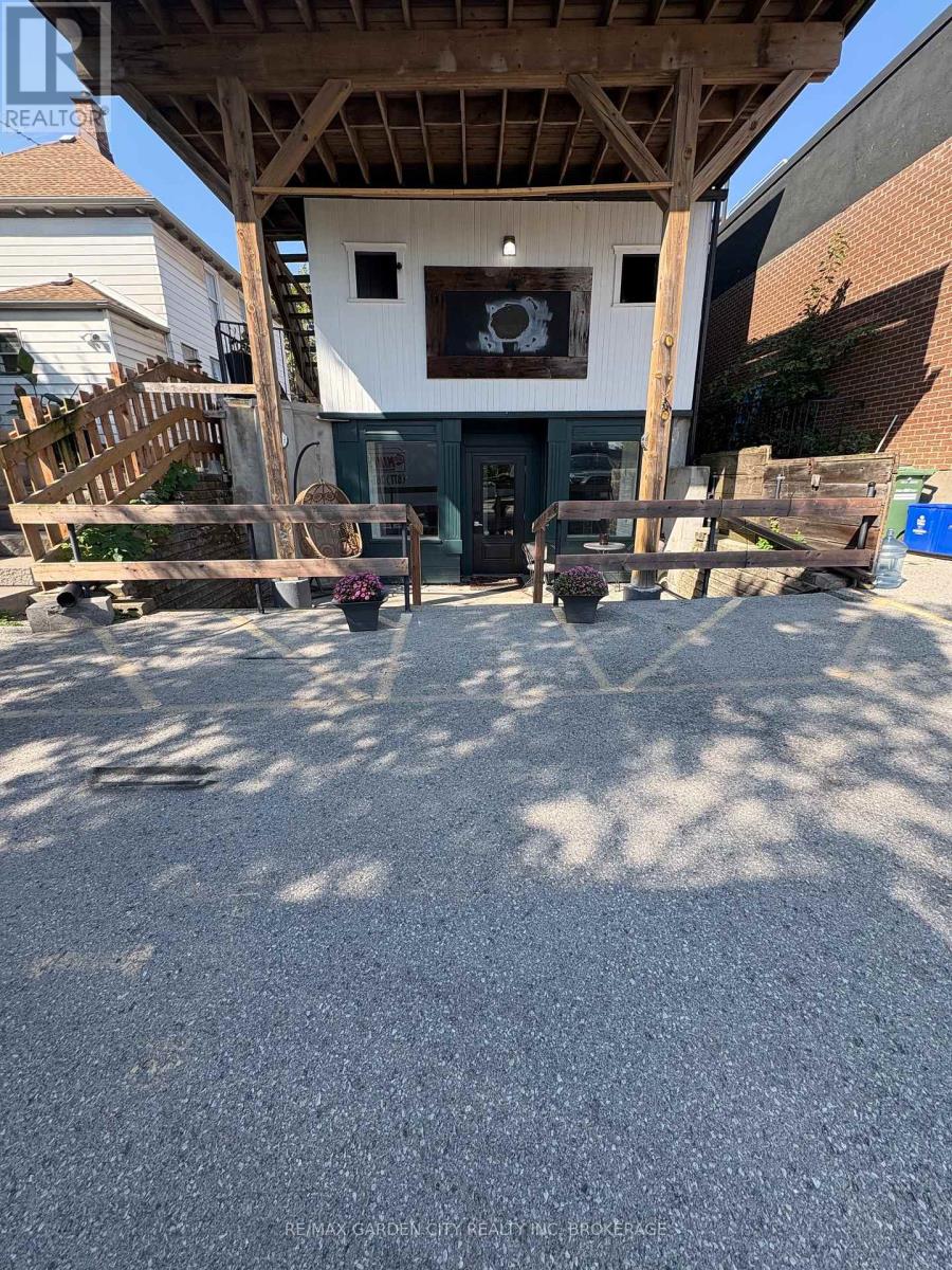 Studio - 1433 Pelham Street, Pelham, Ontario  L0S 1E0 - Photo 2 - X12659388