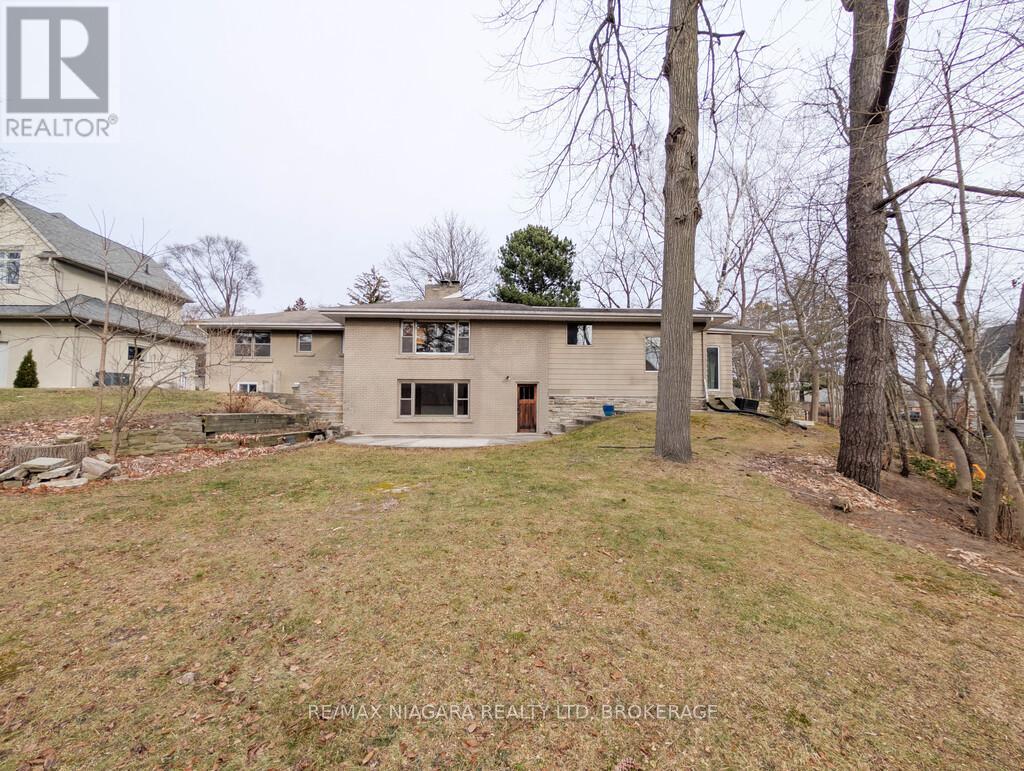 262 Alscot Crescent, Oakville, Ontario  L6J 4R4 - Photo 18 - W12662346